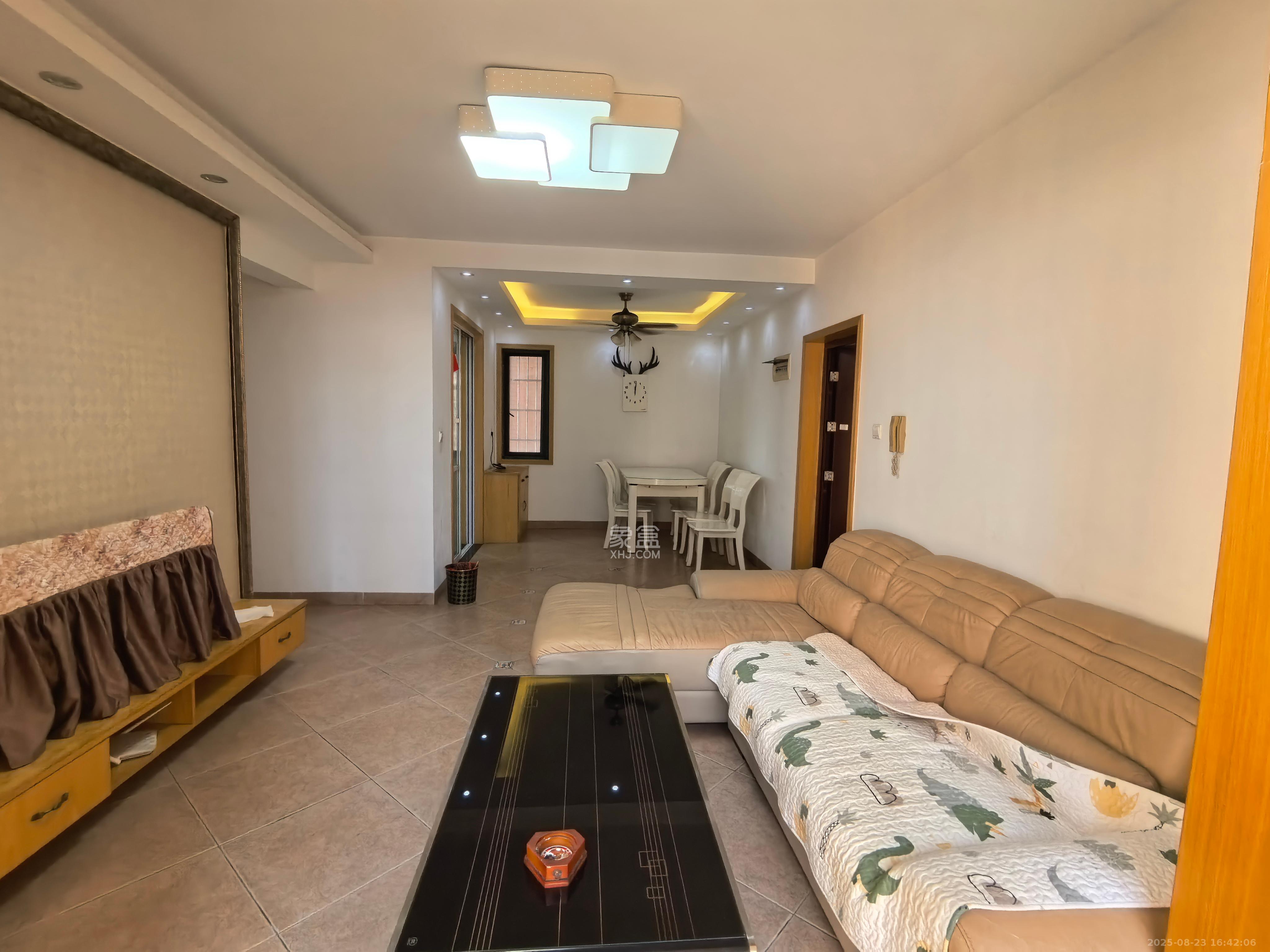 楠熙筱苑 3室2厅1卫 1800.0元/月 楠熙筱苑 3室2厅1卫 1800.0元/月室内图