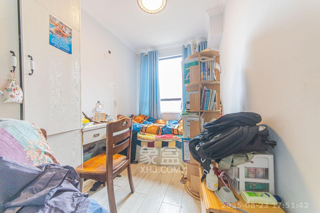 鑫远和城(一、二期) 5室2厅1卫 2600.0元/月 鑫远和城(一、二期) 5室2厅1卫 2600.0元/月室内图