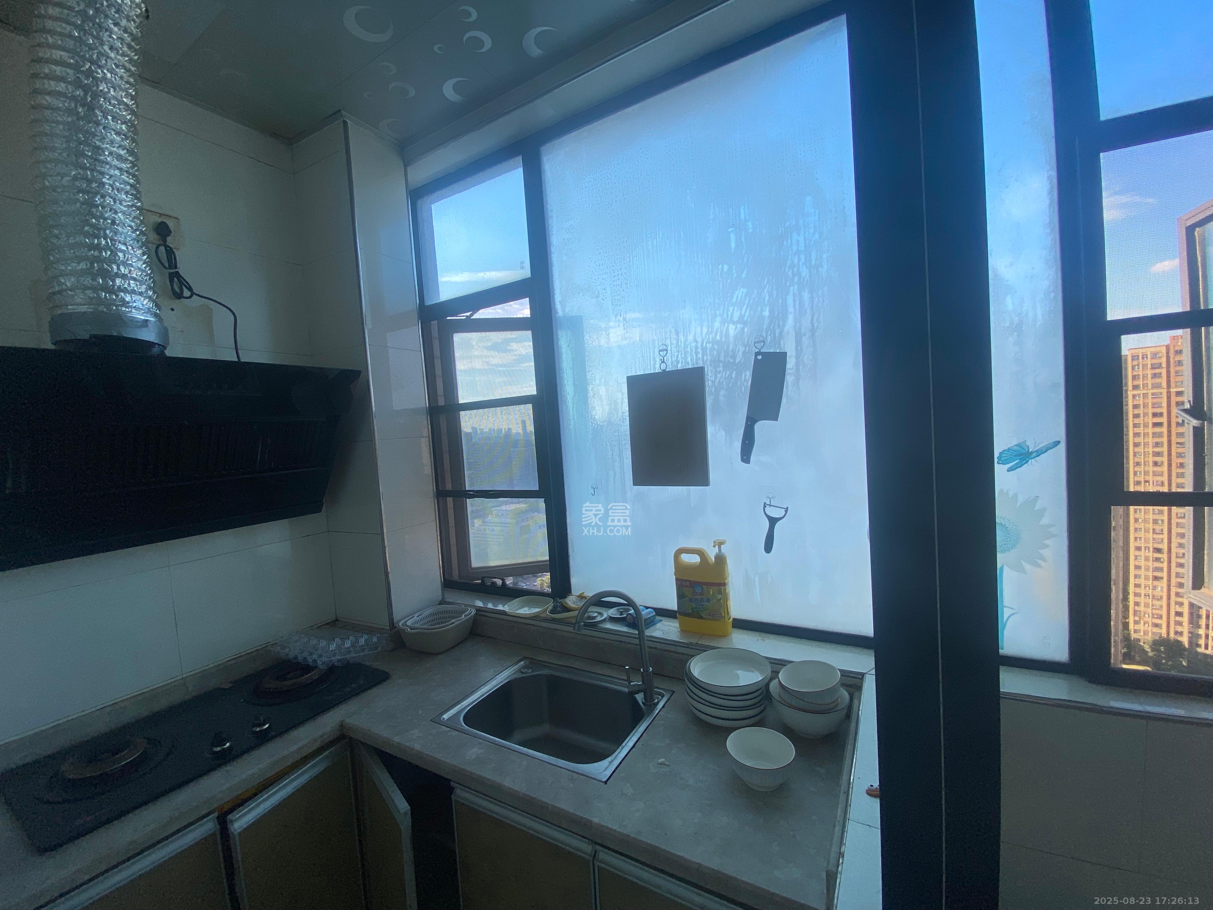 锦湘国际星城三期(锦绣苑) 1室1厅1卫 1480.0元/月 锦湘国际星城三期(锦绣苑) 1室1厅1卫 1480.0元/月室内图