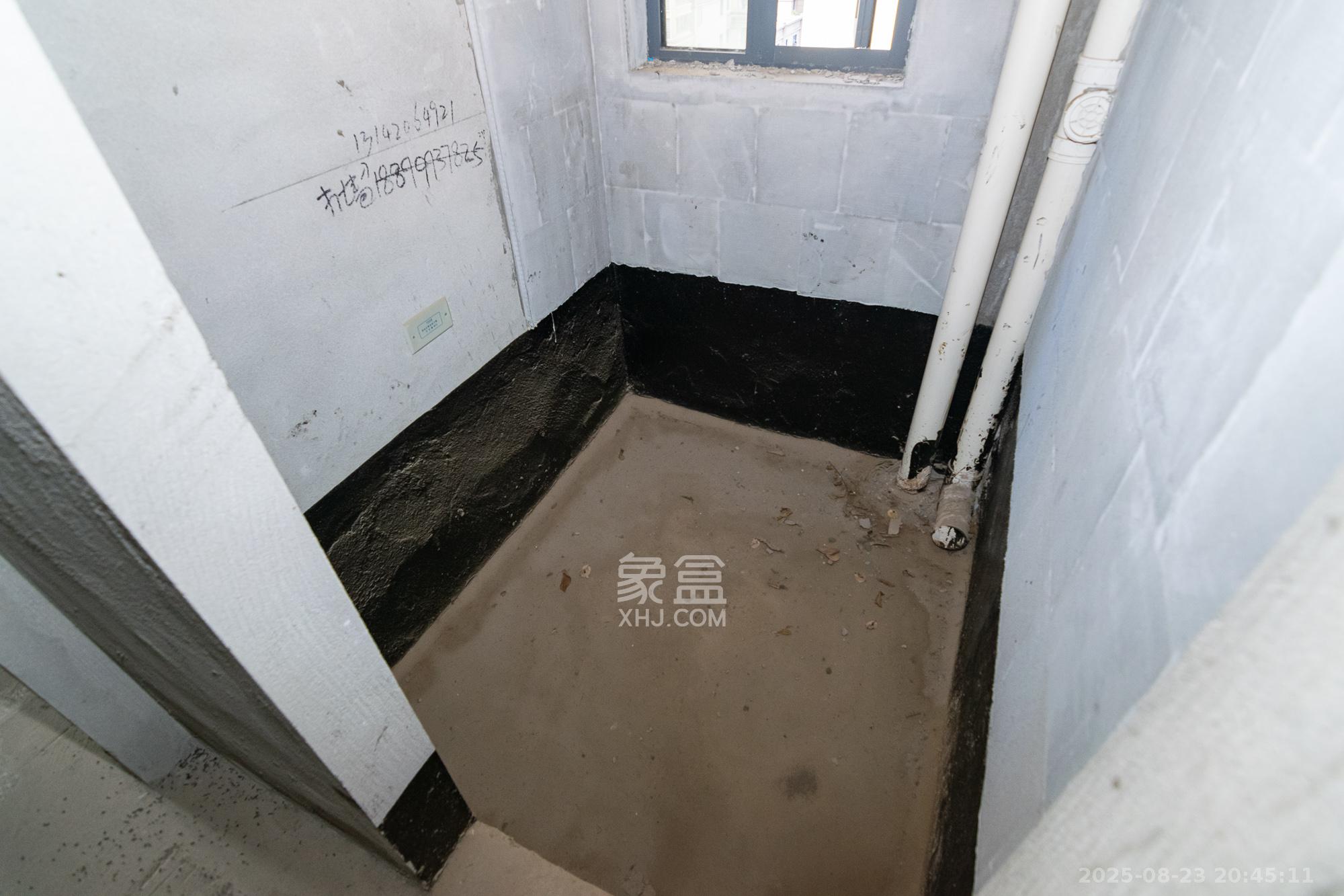澳海澜庭  2室2厅1卫   49.00万卫生间