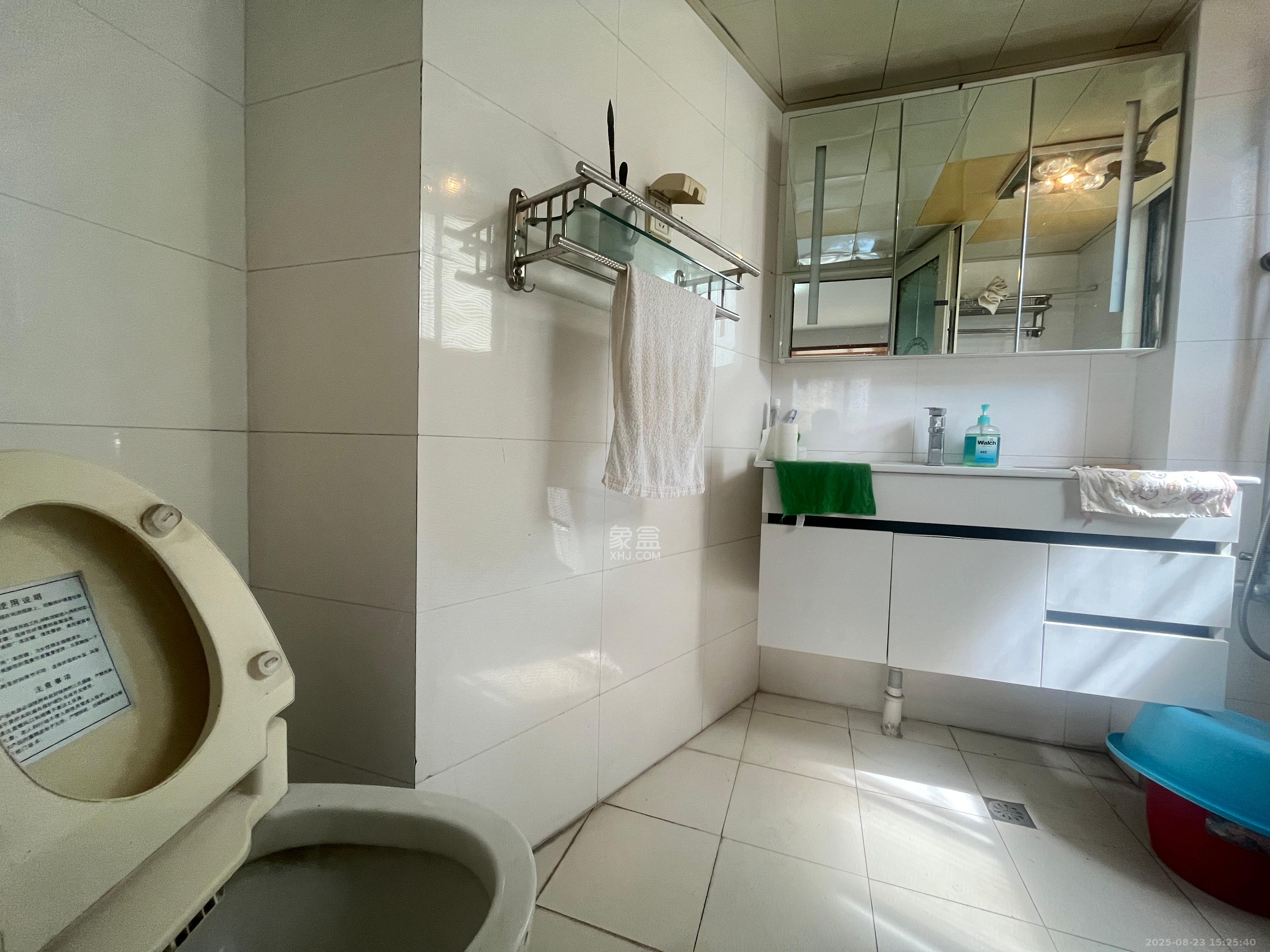 中国铝业单位宿舍 3室2厅2卫 3000.0元/月 中国铝业单位宿舍 3室2厅2卫 3000.0元/月室内图