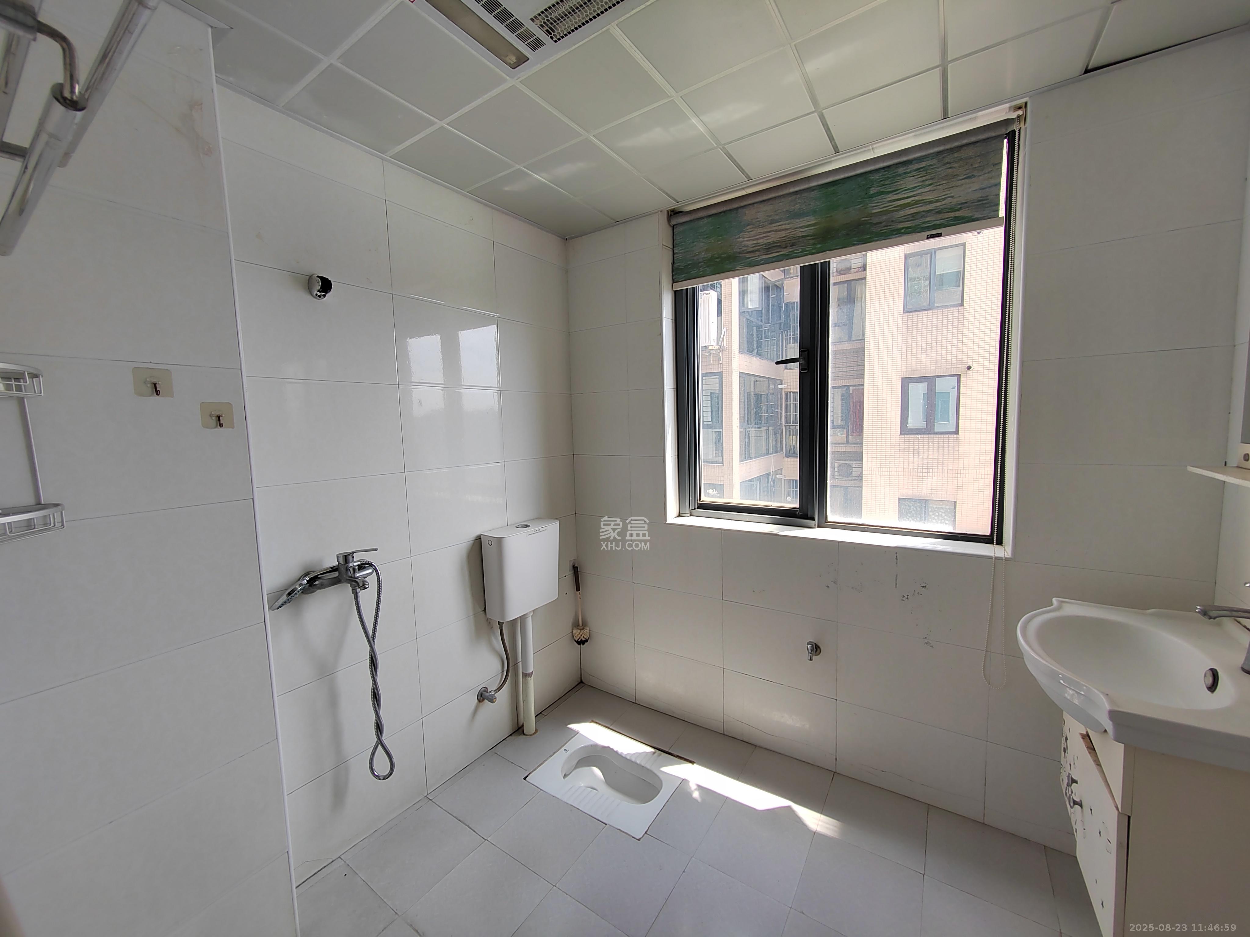 钰龙天下一期  3室2厅1卫    2300.0元/月 钰龙天下一期  3室2厅1卫    2300.0元/月室内图