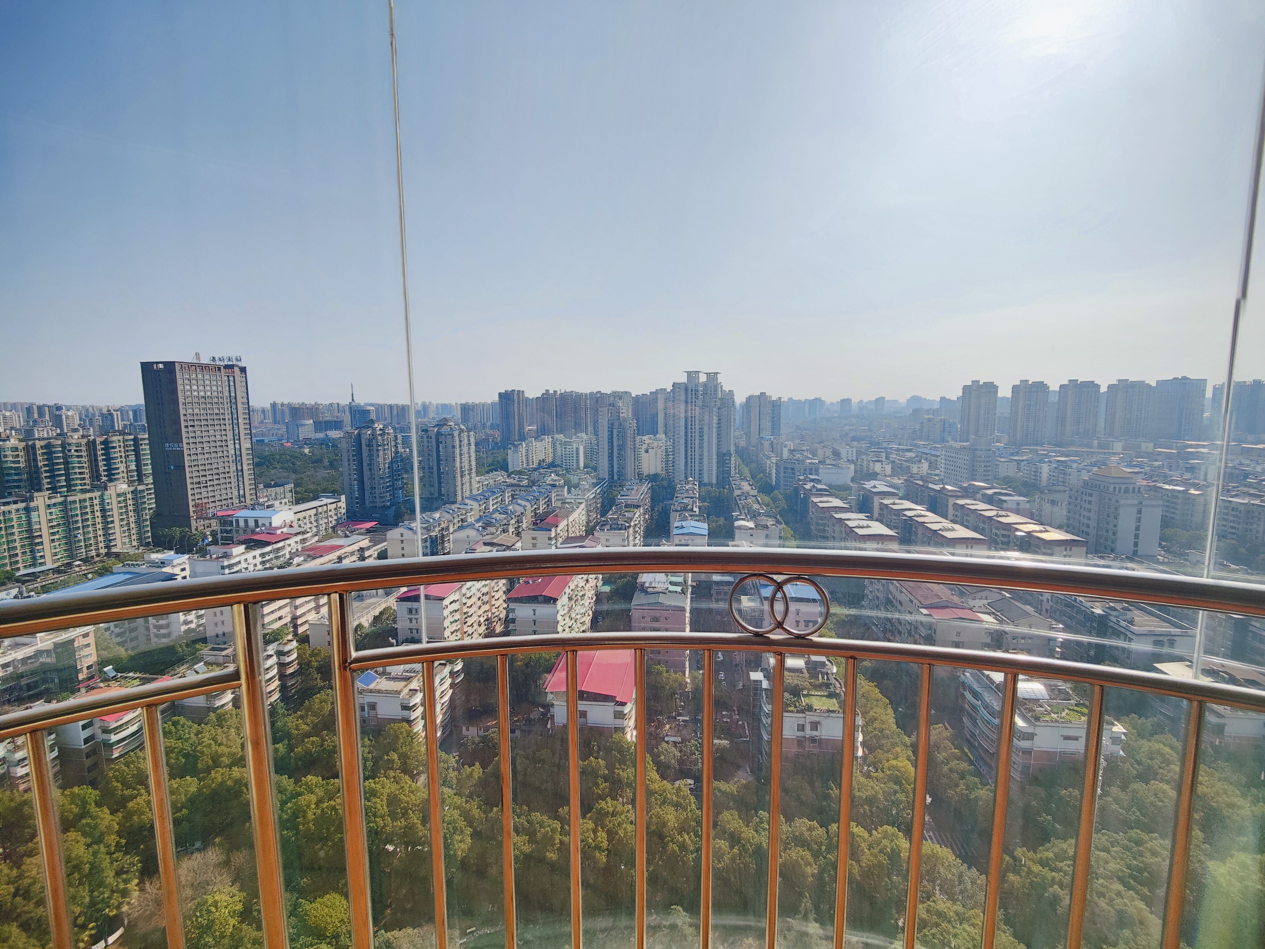 润泽上邸  3室2厅2卫   2200.00元/月室内图