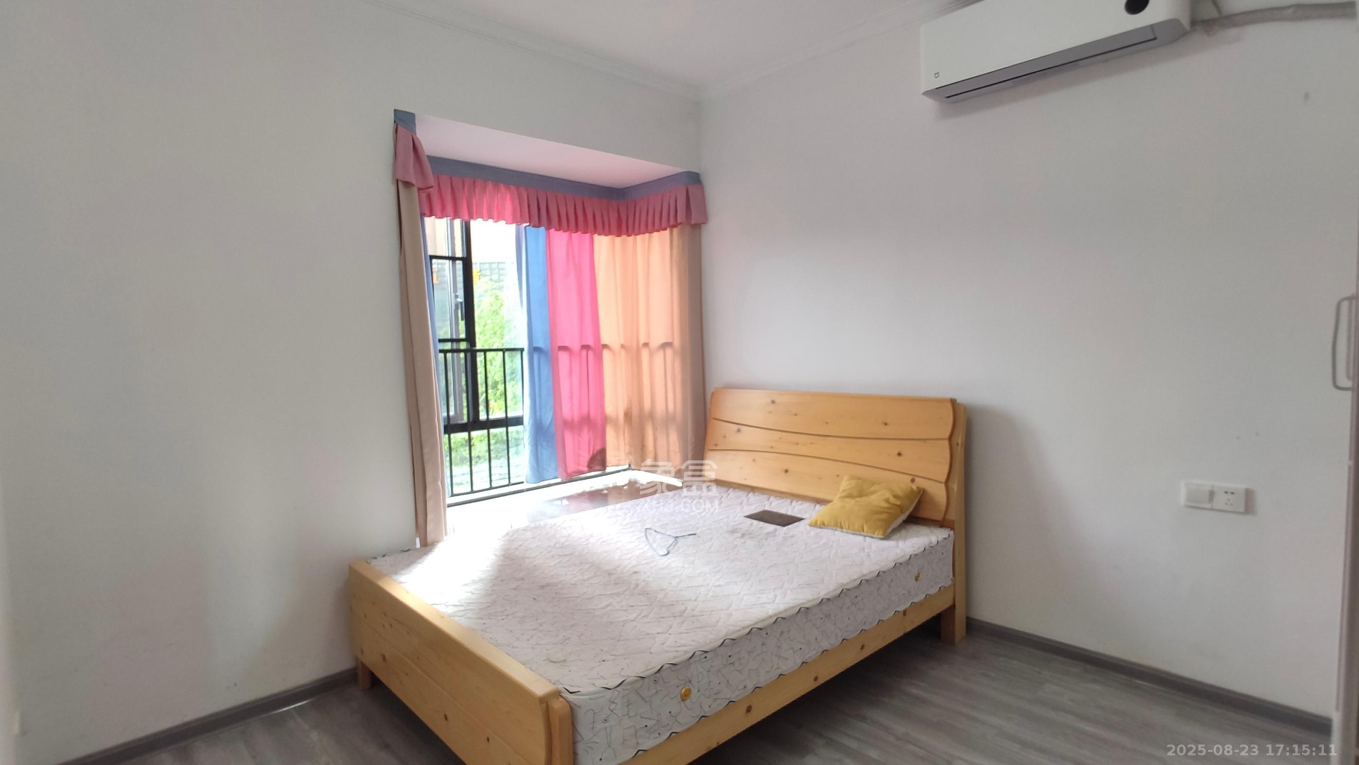 汇金城/嘉华城(二期、三期) 3室2厅1卫 2400.0元/月 汇金城/嘉华城(二期、三期) 3室2厅1卫 2400.0元/月室内图