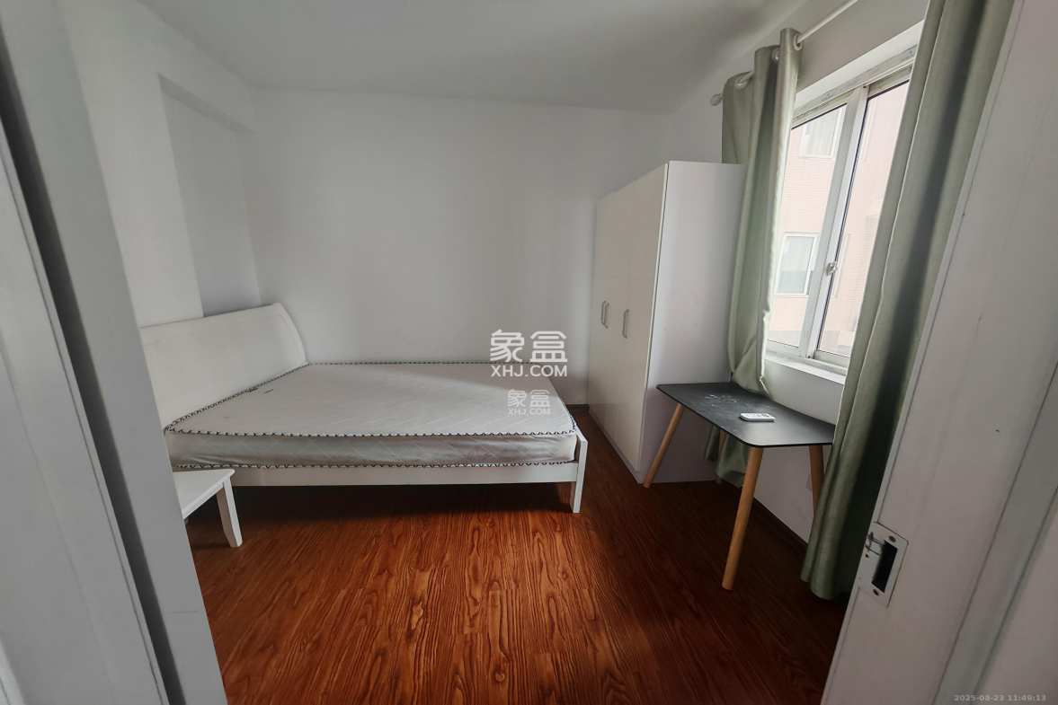 水映青山  2室2厅1卫    2000.0元/月 水映青山  2室2厅1卫    2000.0元/月室内图