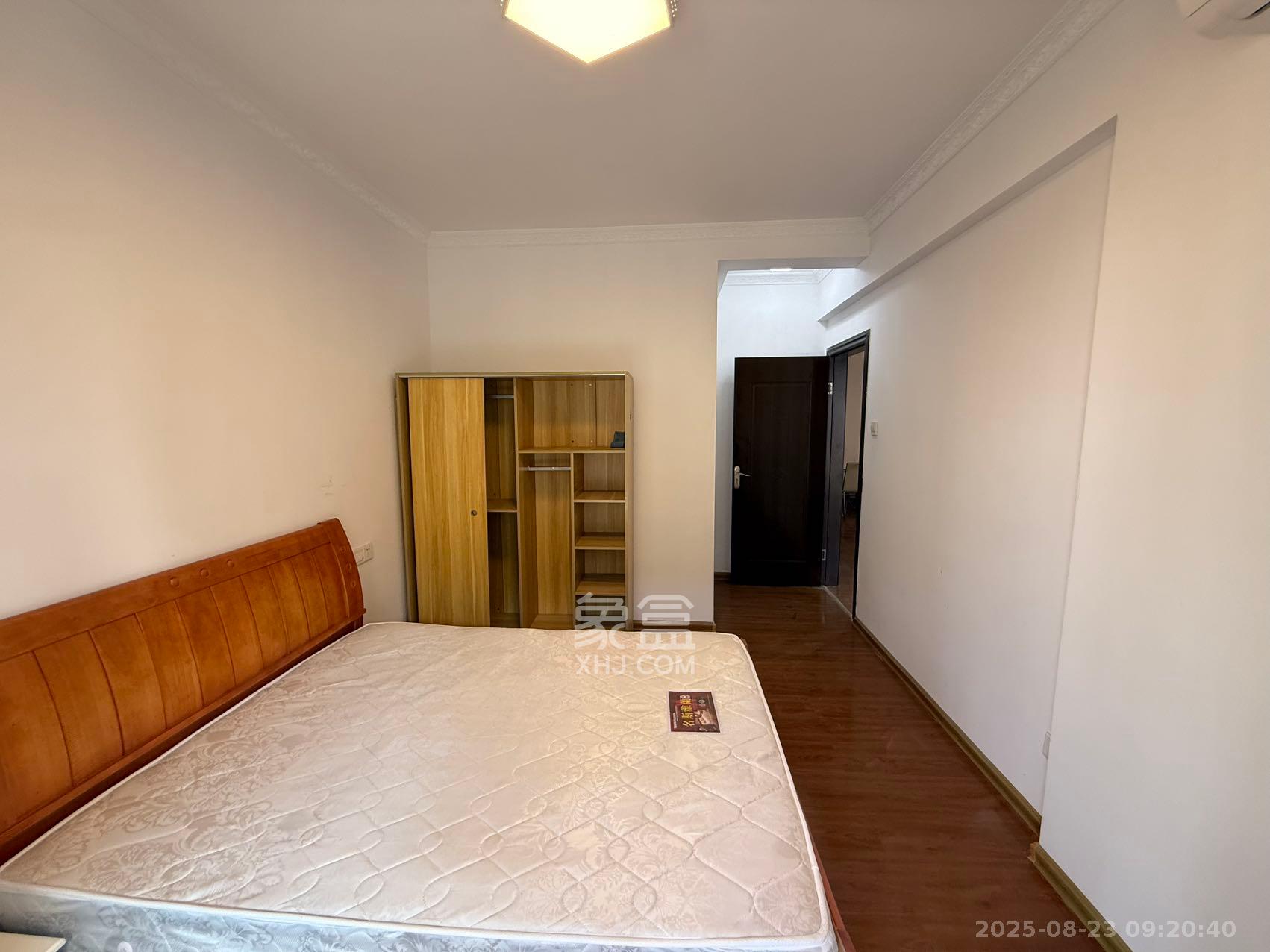 怡海星城 3室2厅1卫 1800.0元/月 怡海星城 3室2厅1卫 1800.0元/月室内图