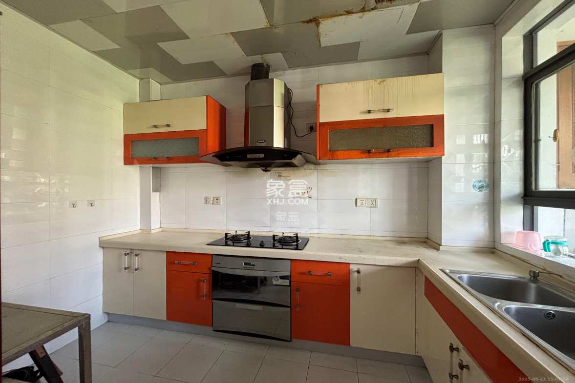 万煦园 3室2厅2卫 2000.0元/月 万煦园 3室2厅2卫 2000.0元/月室内图