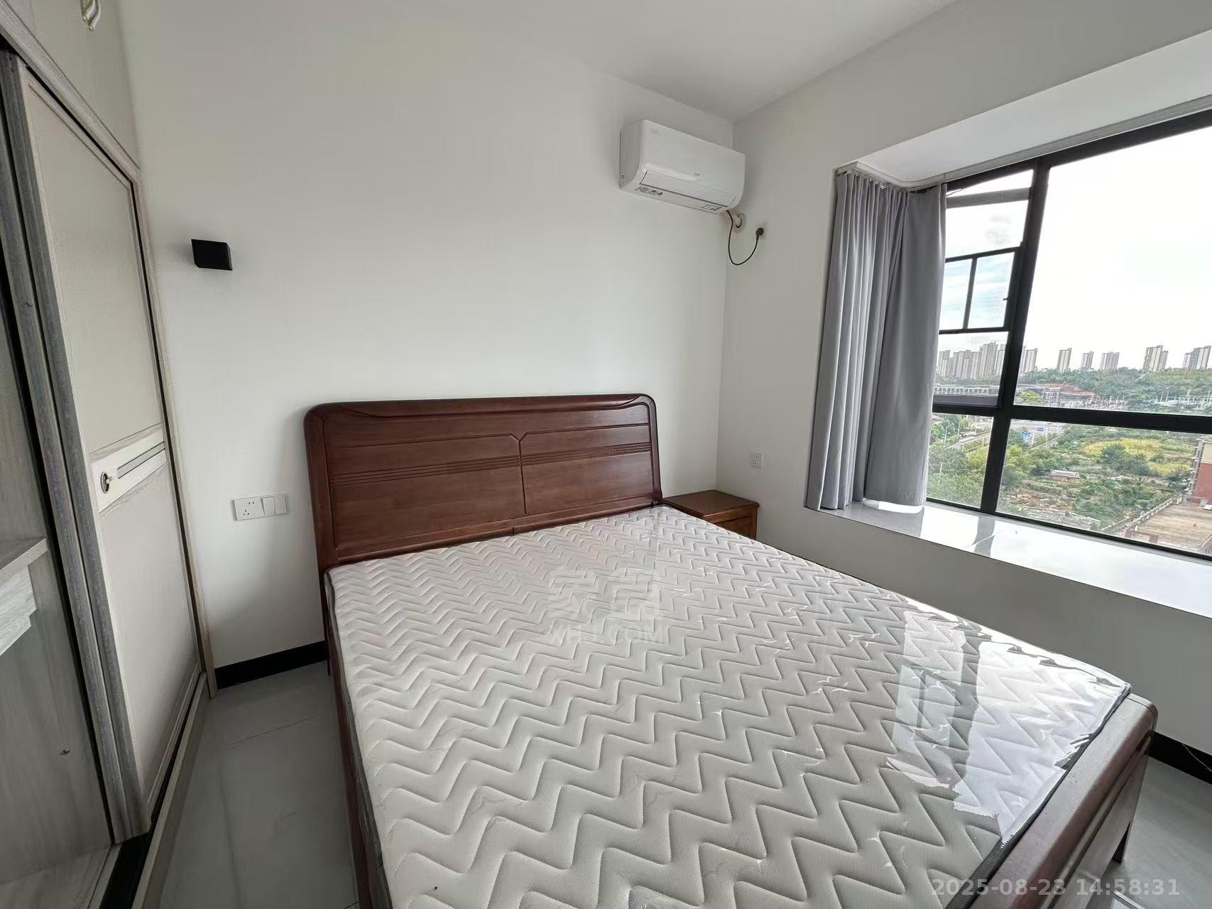 型格建宁翰府 3室2厅1卫 1600.0元/月 型格建宁翰府 3室2厅1卫 1600.0元/月室内图