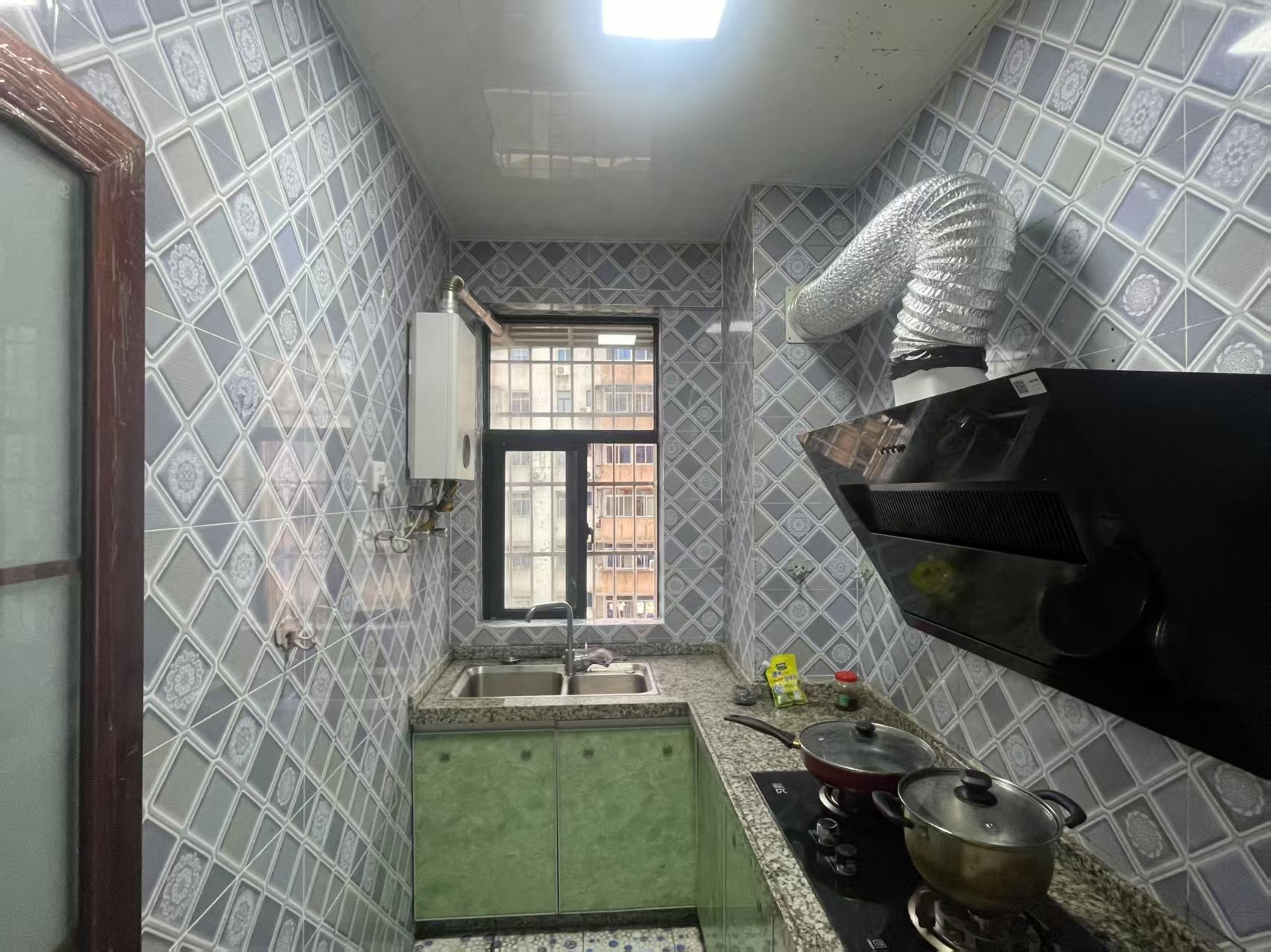 金环大厦 3室2厅1卫 2400.0元/月 金环大厦 3室2厅1卫 2400.0元/月室内图