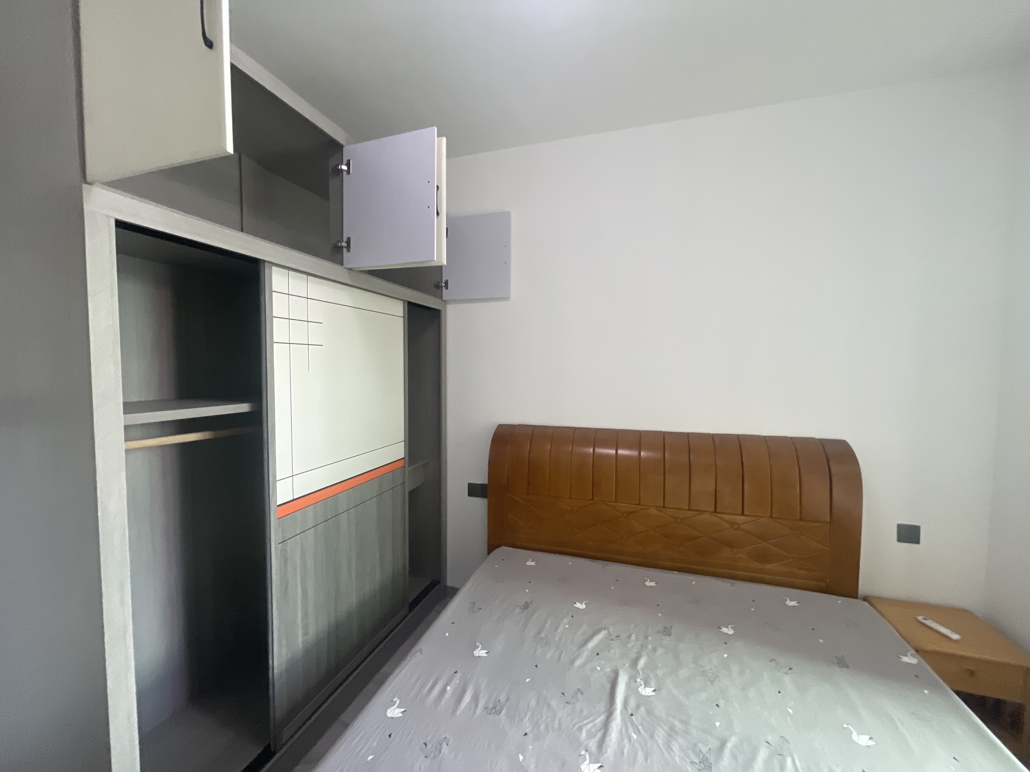 长湖新村  1室0厅0卫   1200.00元/月室内图