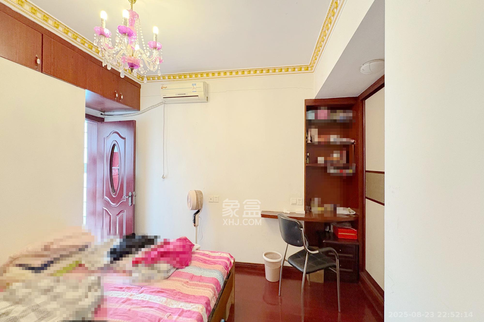 星典时代 4室2厅2卫 98.0万 星典时代 4室2厅2卫 98.0万卧室