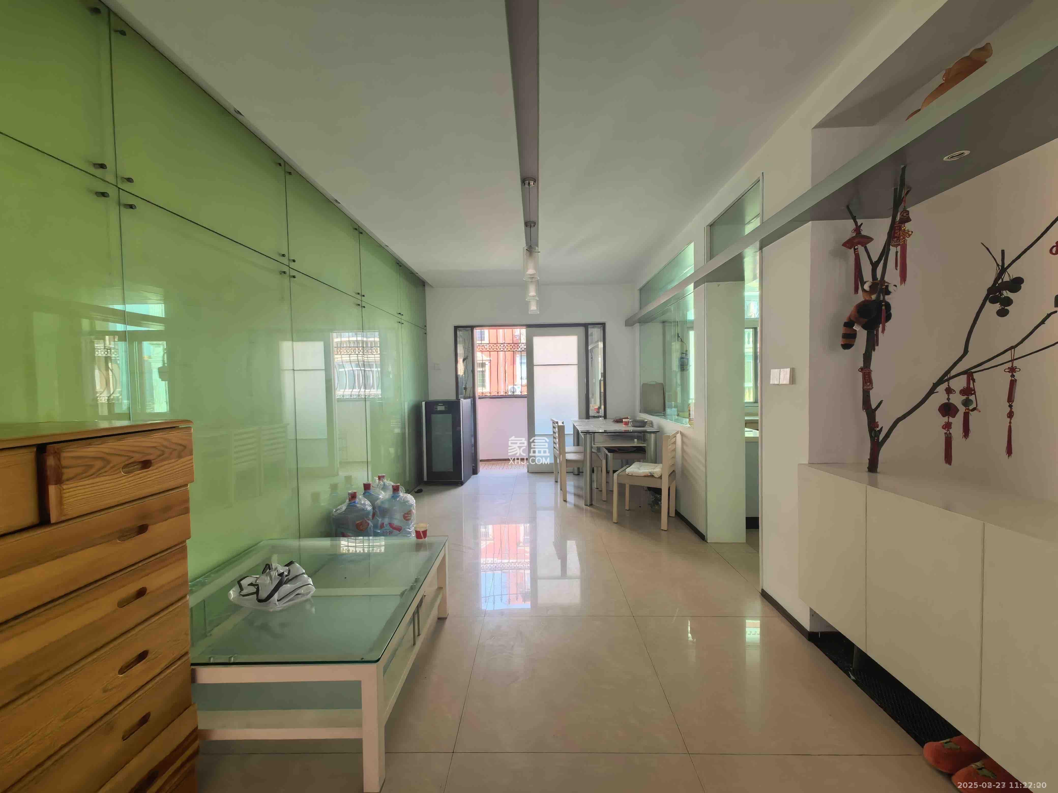 名都花园 4室2厅2卫 3600.0元/月 名都花园 4室2厅2卫 3600.0元/月室内图