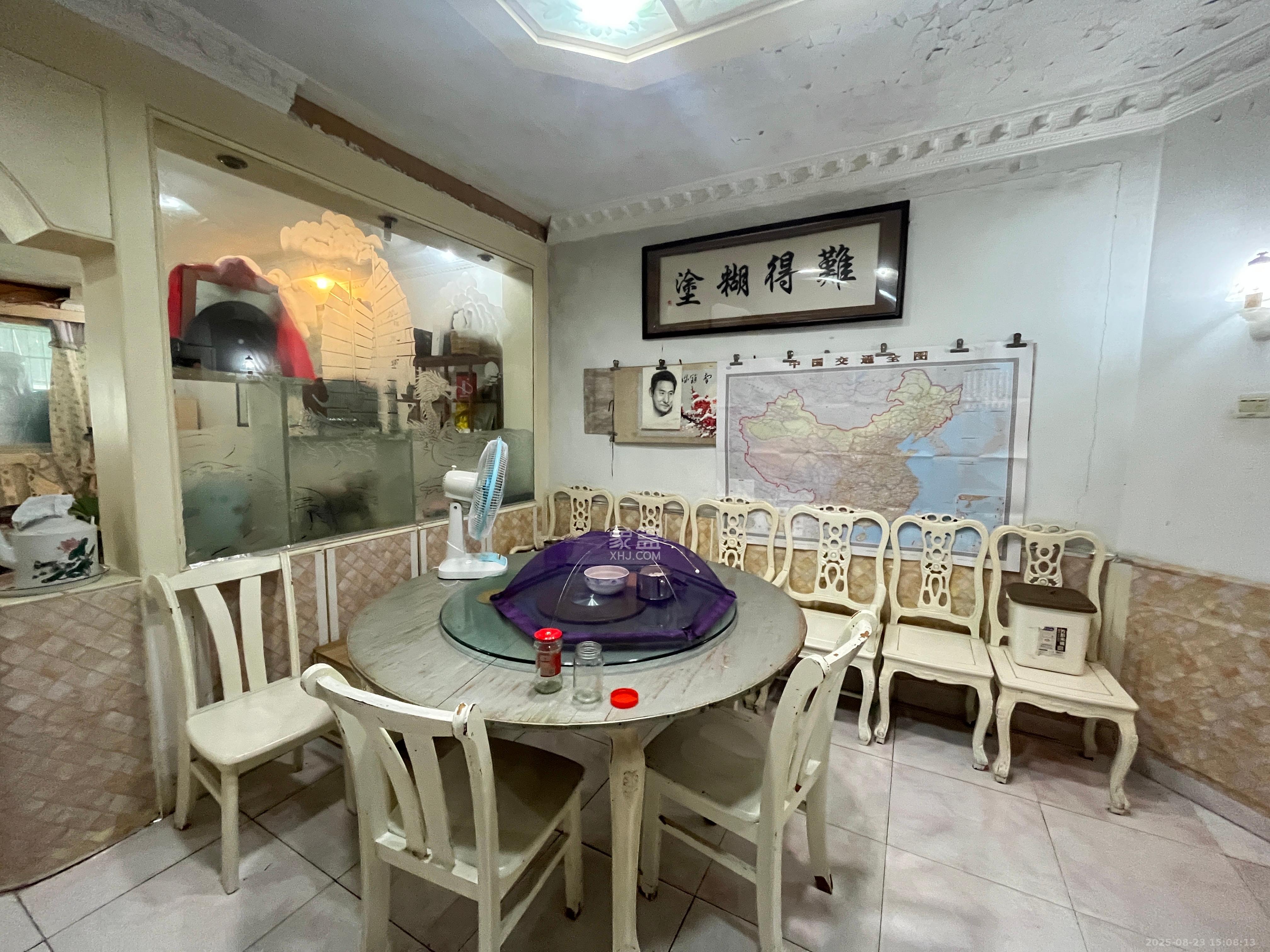 市建委宿舍  3室2厅1卫    2000.0元/月 市建委宿舍  3室2厅1卫    2000.0元/月室内图1