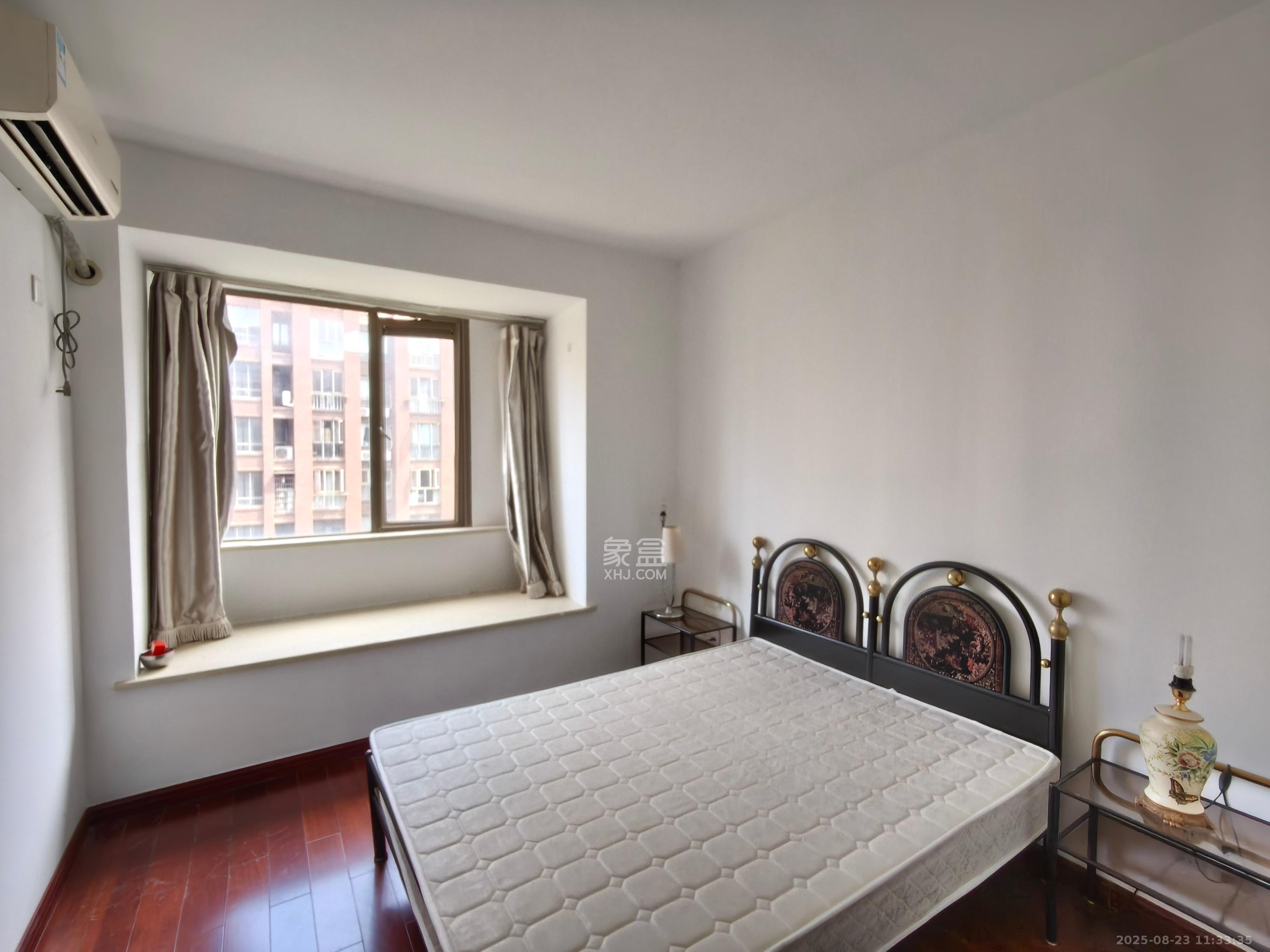 奥林匹克花园  3室2厅2卫    3300.0元/月室内图