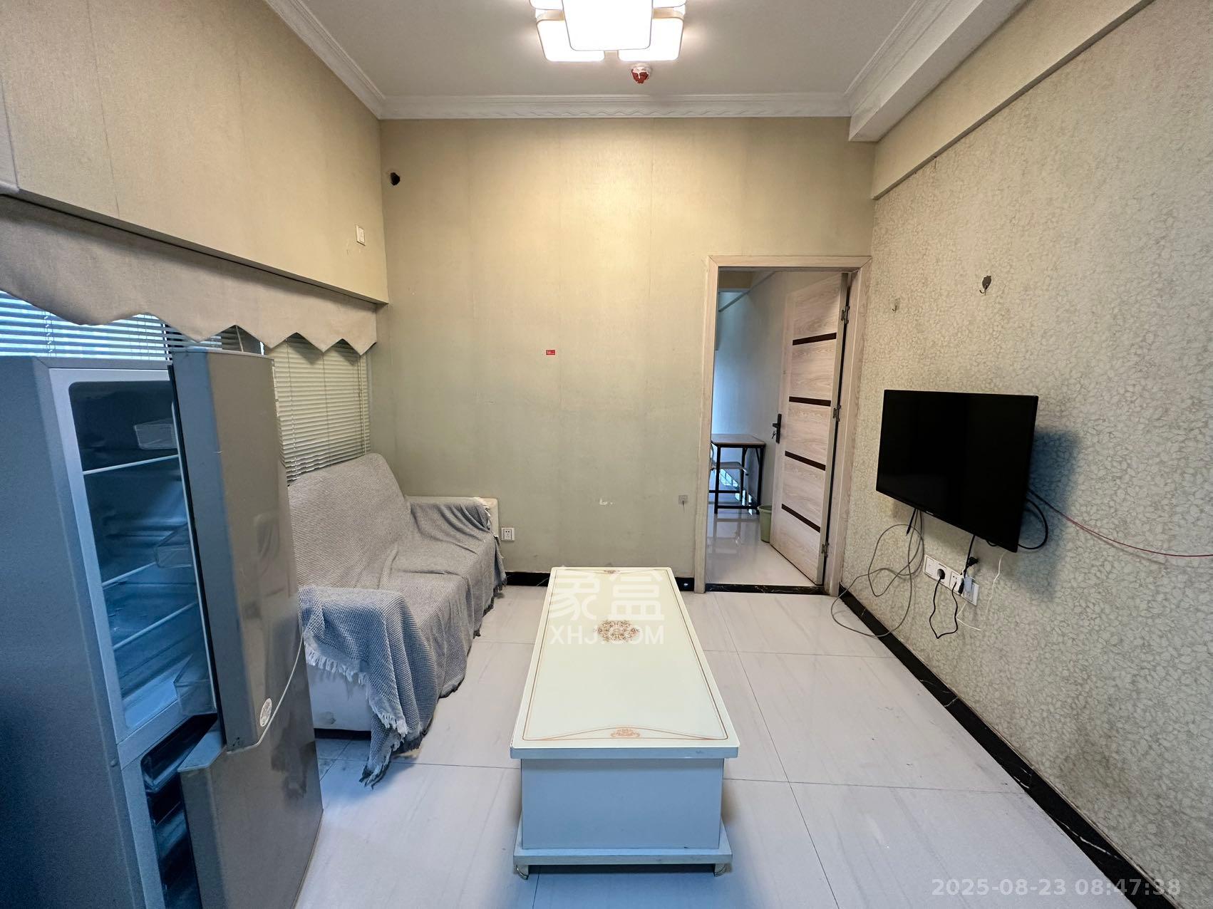 中建芙蓉嘉苑 1室1厅1卫 1400.0元/月 中建芙蓉嘉苑 1室1厅1卫 1400.0元/月室内图