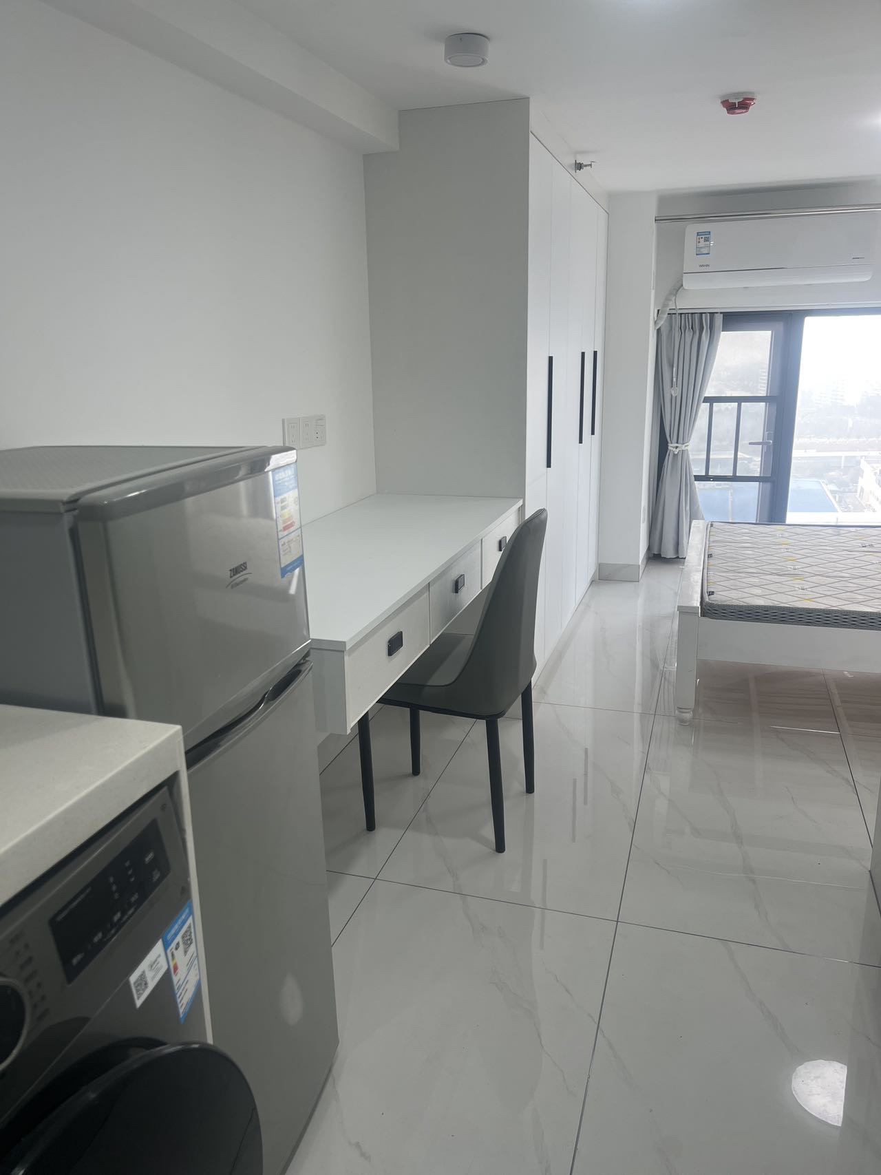 爱家当代境 1室1厅1卫 1300.0元/月 爱家当代境 1室1厅1卫 1300.0元/月户型图