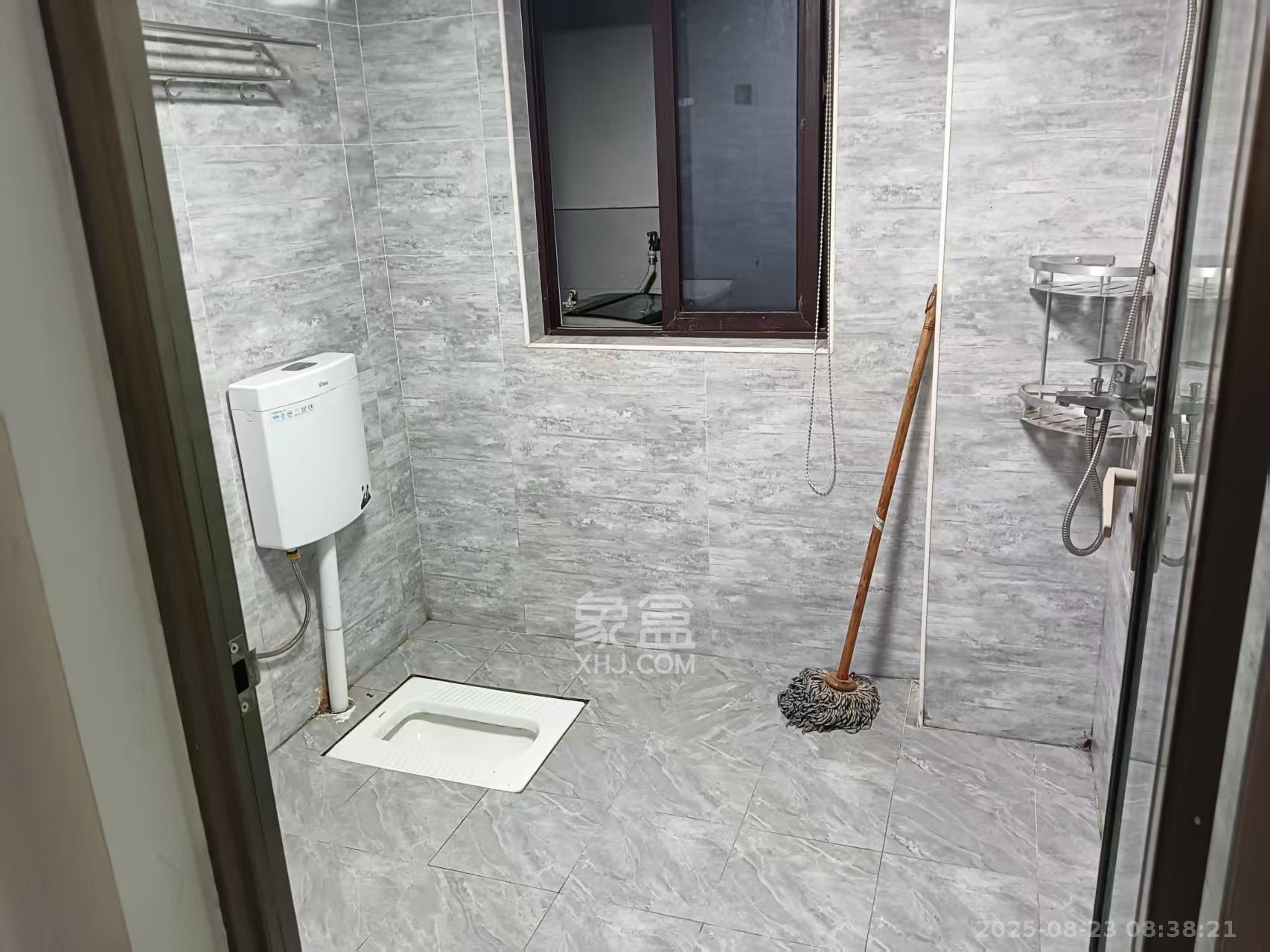 东方美地  1室0厅0卫   2300.00元/月室内图