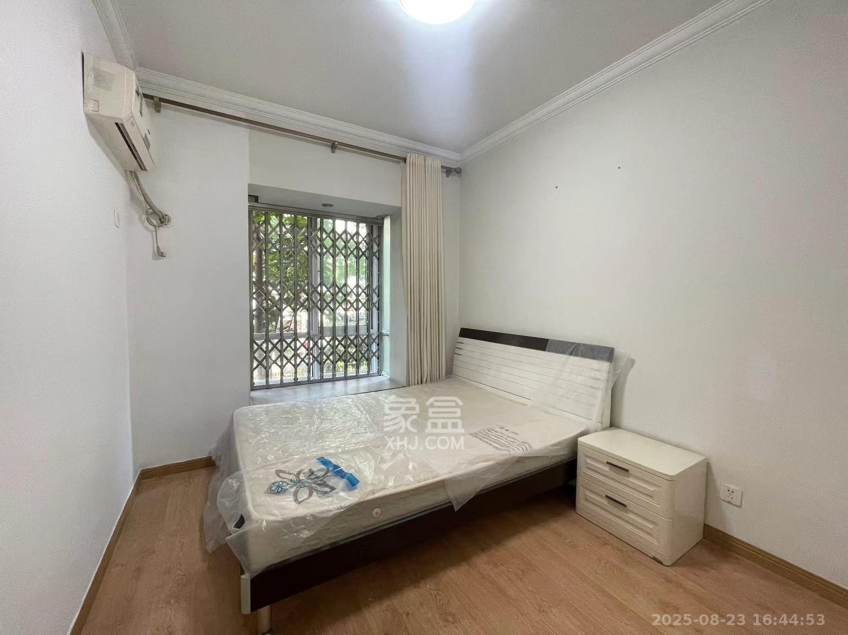 星城荣域  3室2厅2卫    2600.0元/月室内图