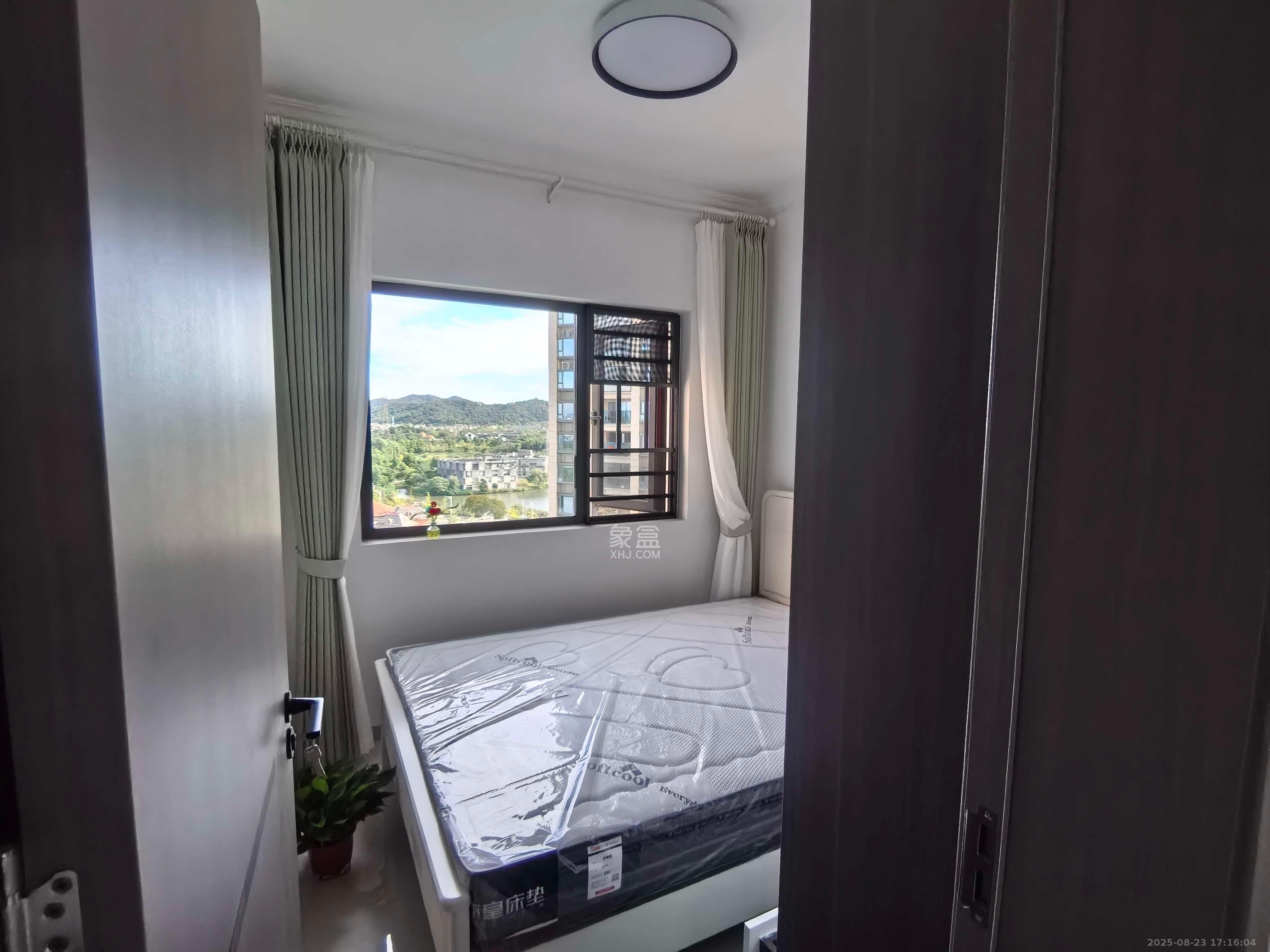 恒大揽湖苑(恒大林溪郡) 3室2厅2卫 2800.0元/月 恒大揽湖苑(恒大林溪郡) 3室2厅2卫 2800.0元/月室内图