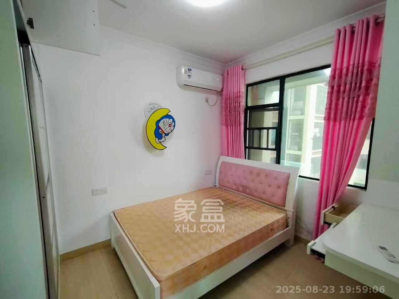 天元涉外景园C区  3室2厅2卫   2700.00元/月室内图