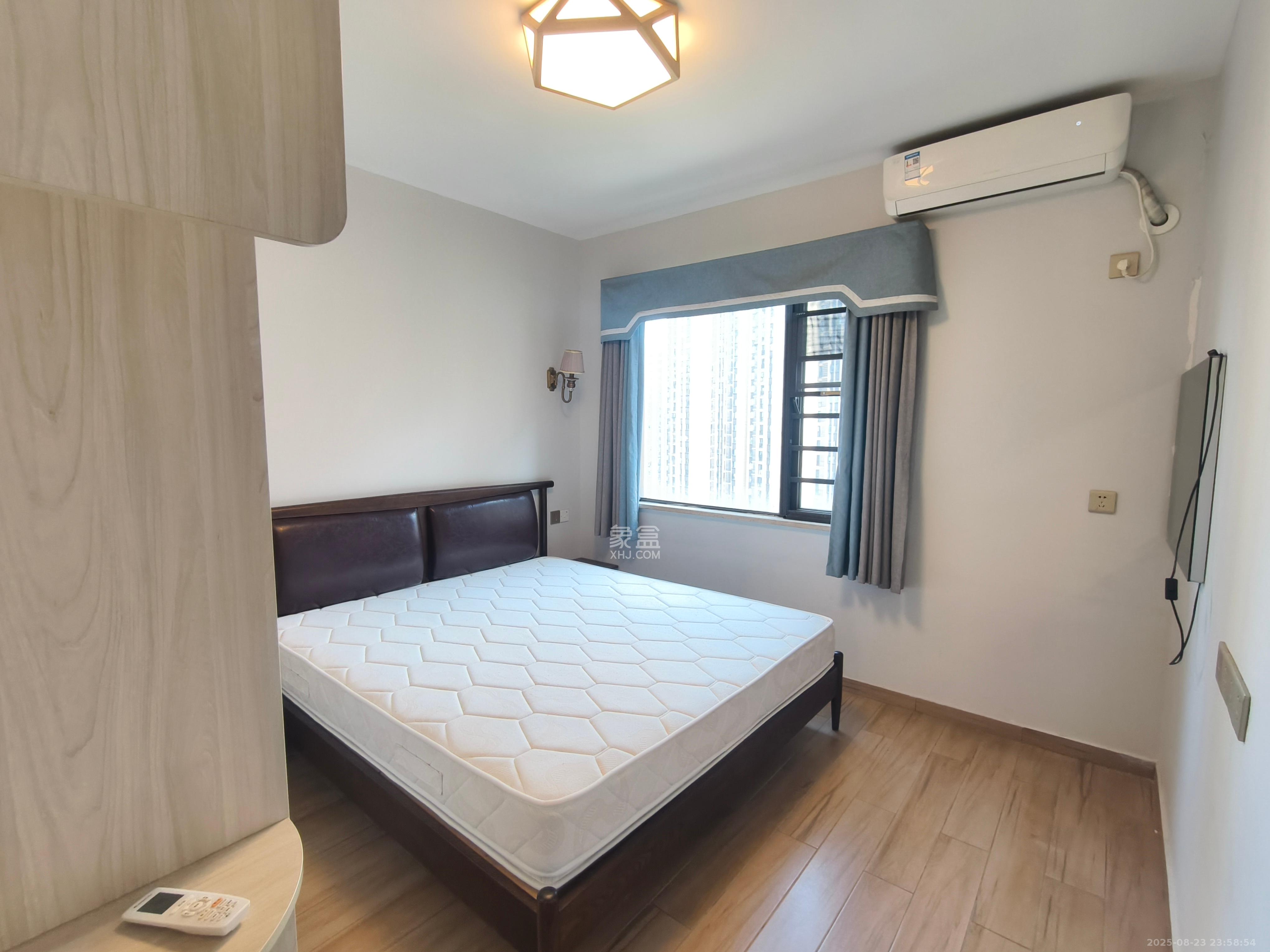 梅溪鑫苑名家 3室2厅1卫 2700.0元/月 梅溪鑫苑名家 3室2厅1卫 2700.0元/月室内图