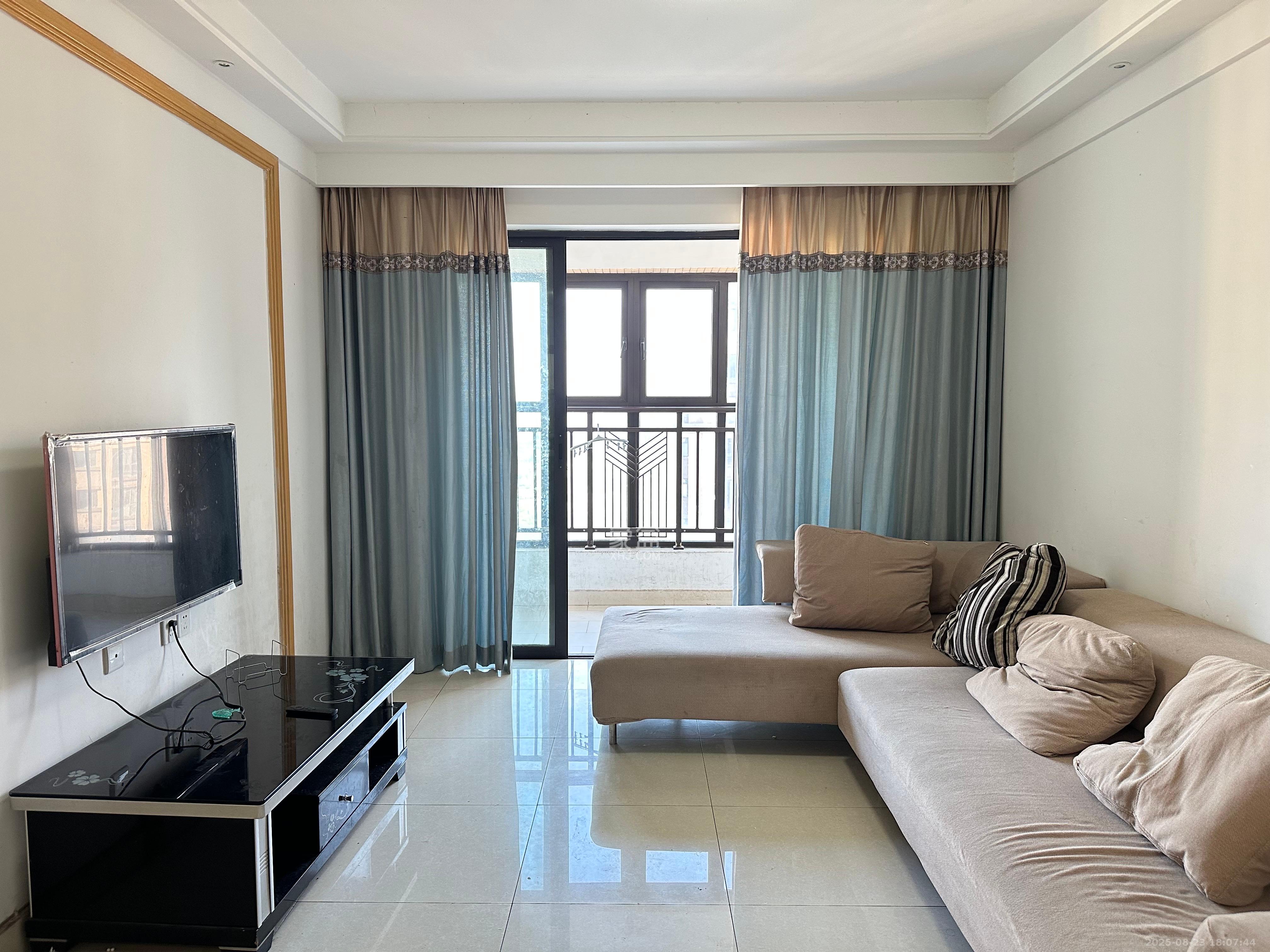 中海国际三期  3室2厅1卫    1800.0元/月 中海国际三期  3室2厅1卫    1800.0元/月室内图