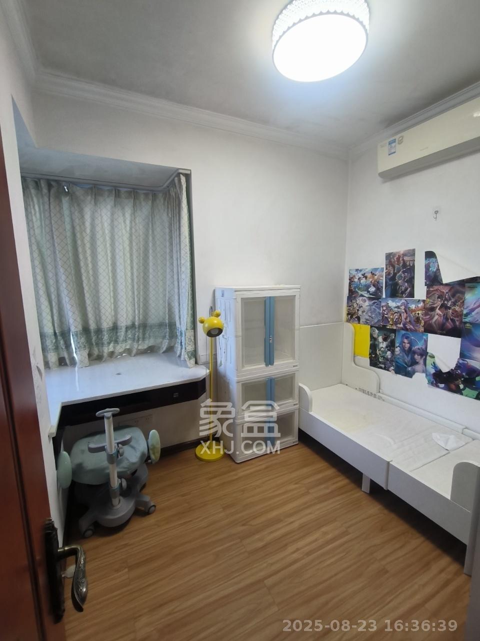 天天向上 2室2厅1卫 1800.0元/月 天天向上 2室2厅1卫 1800.0元/月室内图