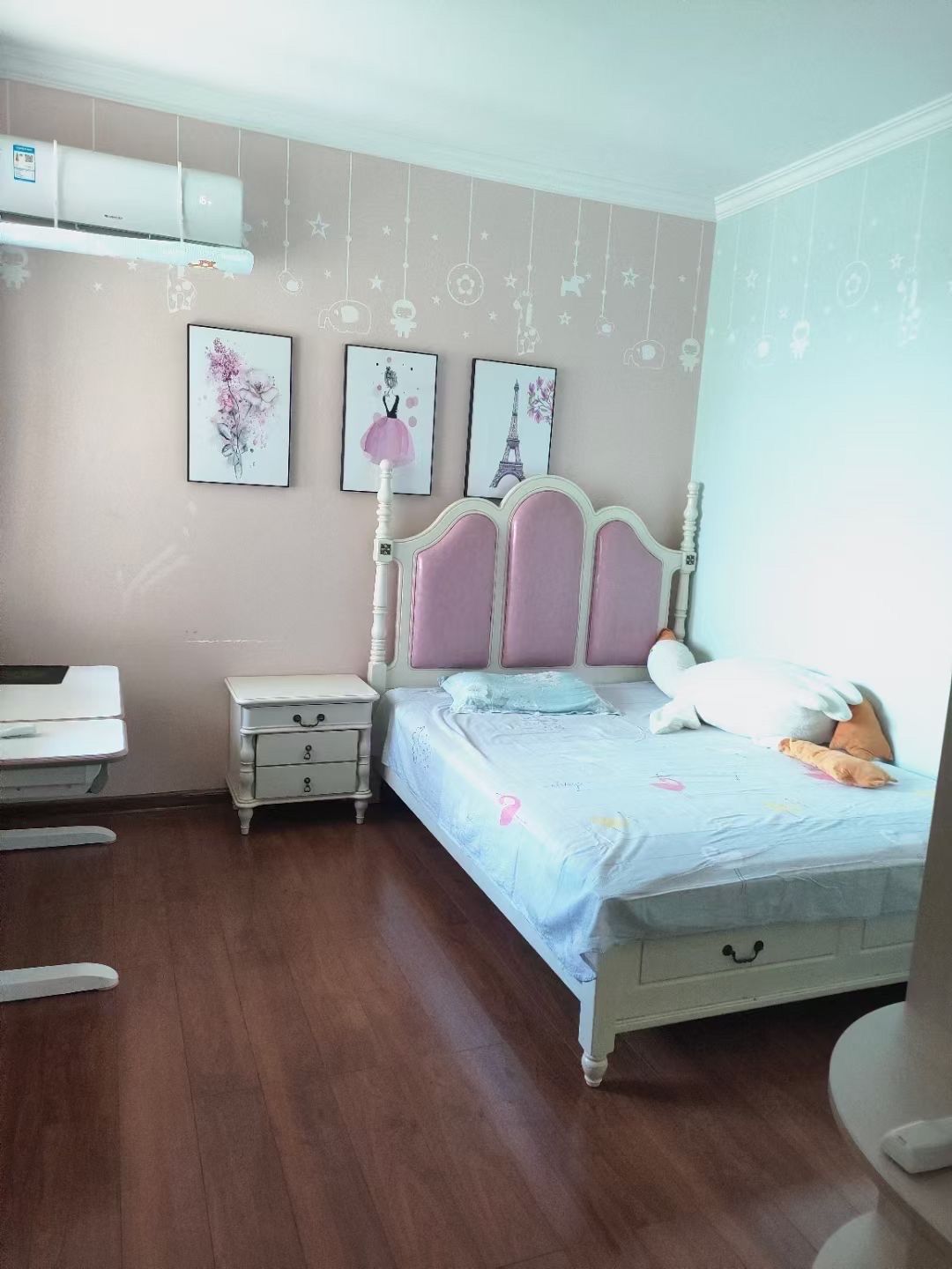 五江碧桂园城市广场 3室2厅2卫 2300.0元/月 五江碧桂园城市广场 3室2厅2卫 2300.0元/月室内图