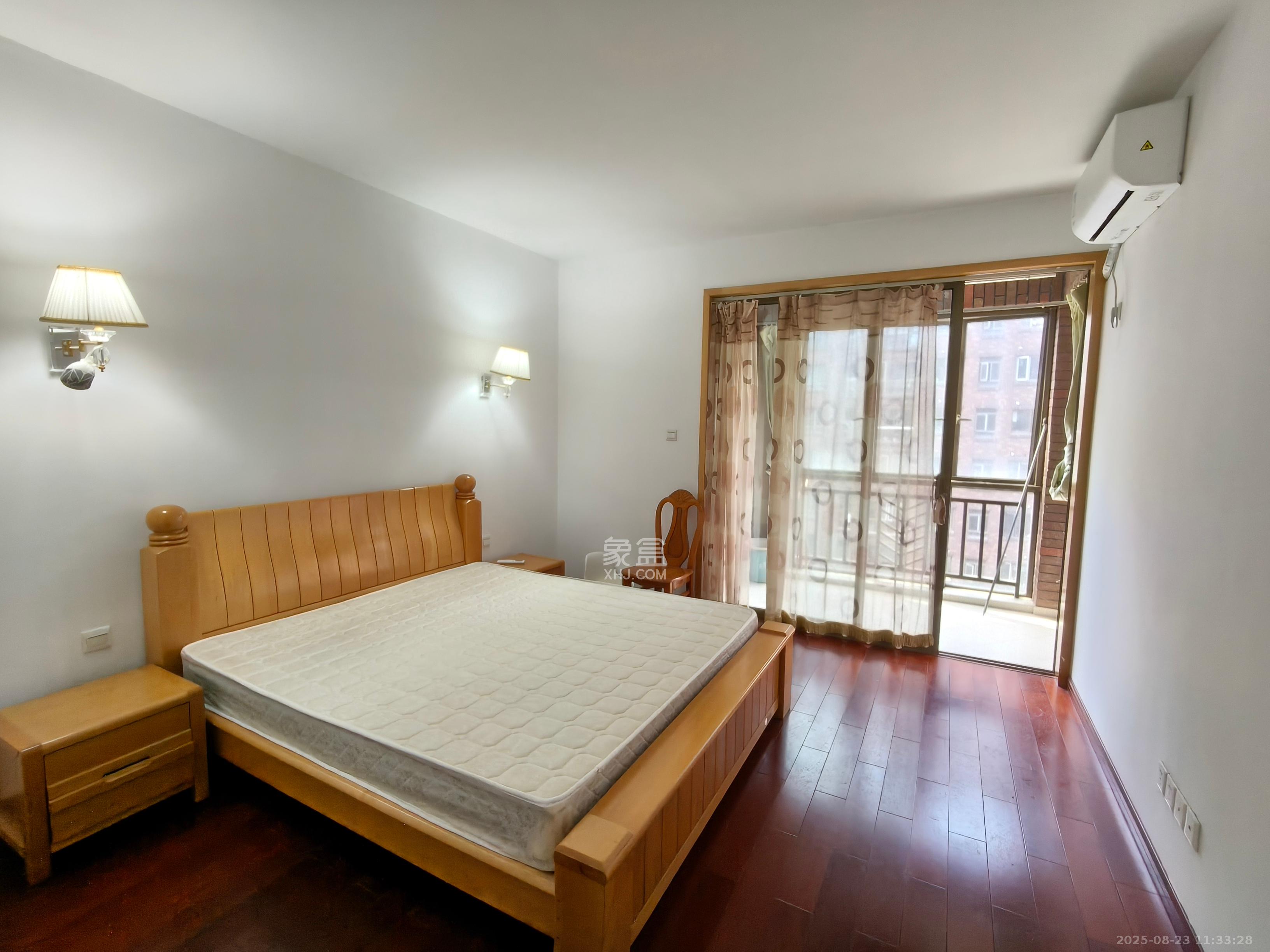 奥林匹克花园  3室2厅2卫    3300.0元/月室内图