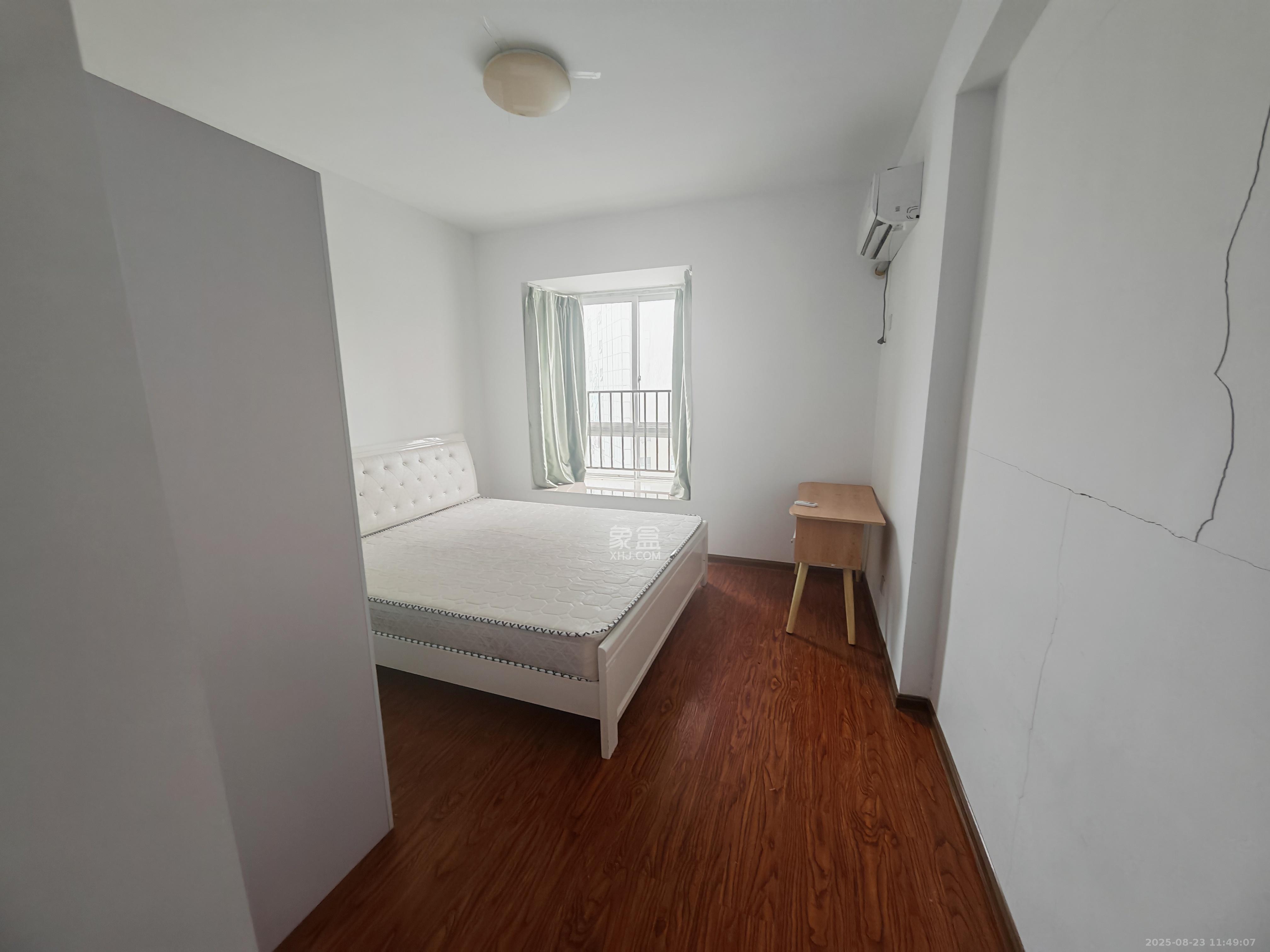 水映青山  2室2厅1卫    2000.0元/月 水映青山  2室2厅1卫    2000.0元/月室内图