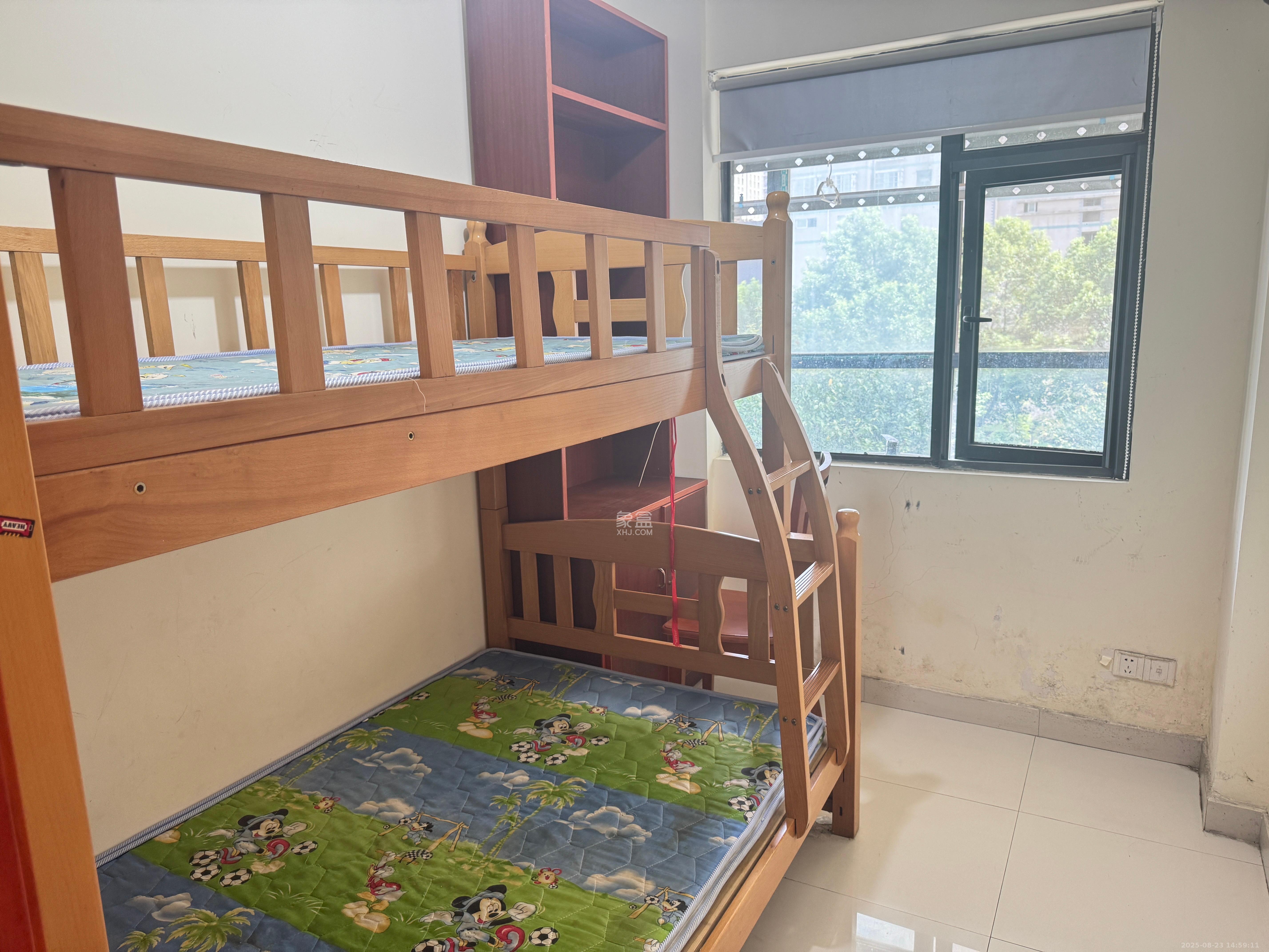 西城龙庭  3室2厅1卫    2300.0元/月室内图