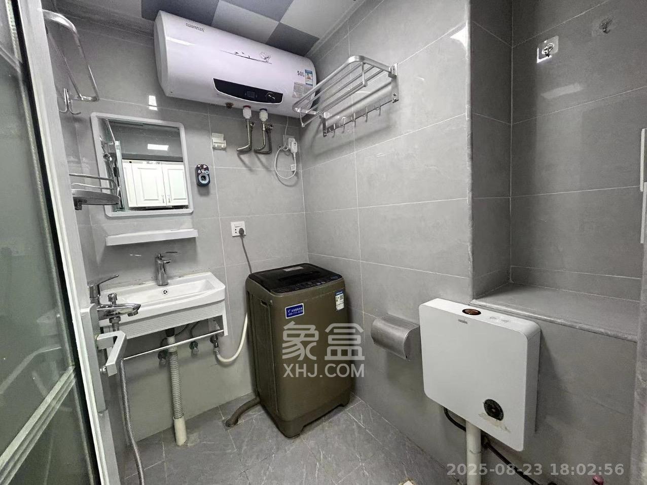 裕天国际商汇中心 1室1厅1卫 1300.0元/月 裕天国际商汇中心 1室1厅1卫 1300.0元/月室内图