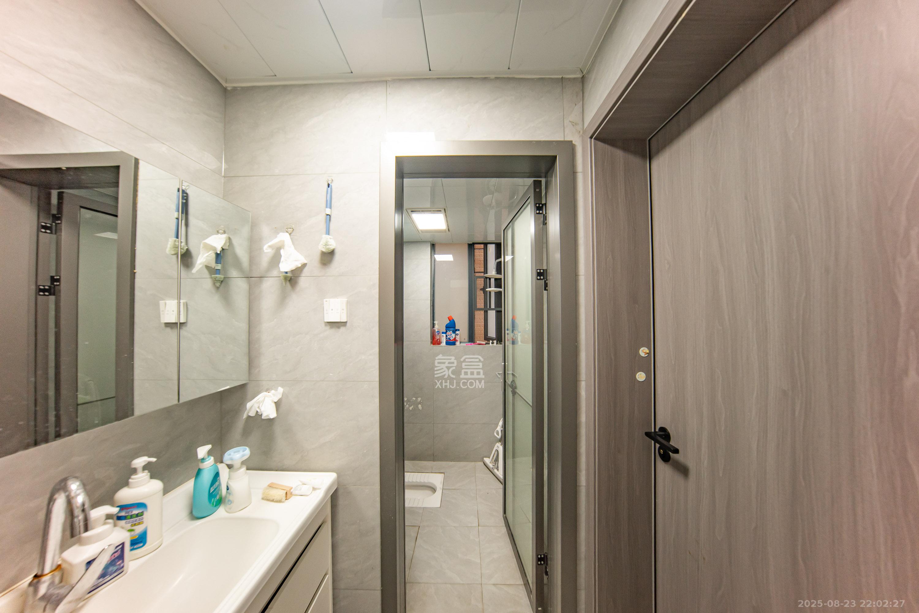 邦盛水岸御园 3室2厅2卫 77.8万 邦盛水岸御园 3室2厅2卫 77.8万卫生间