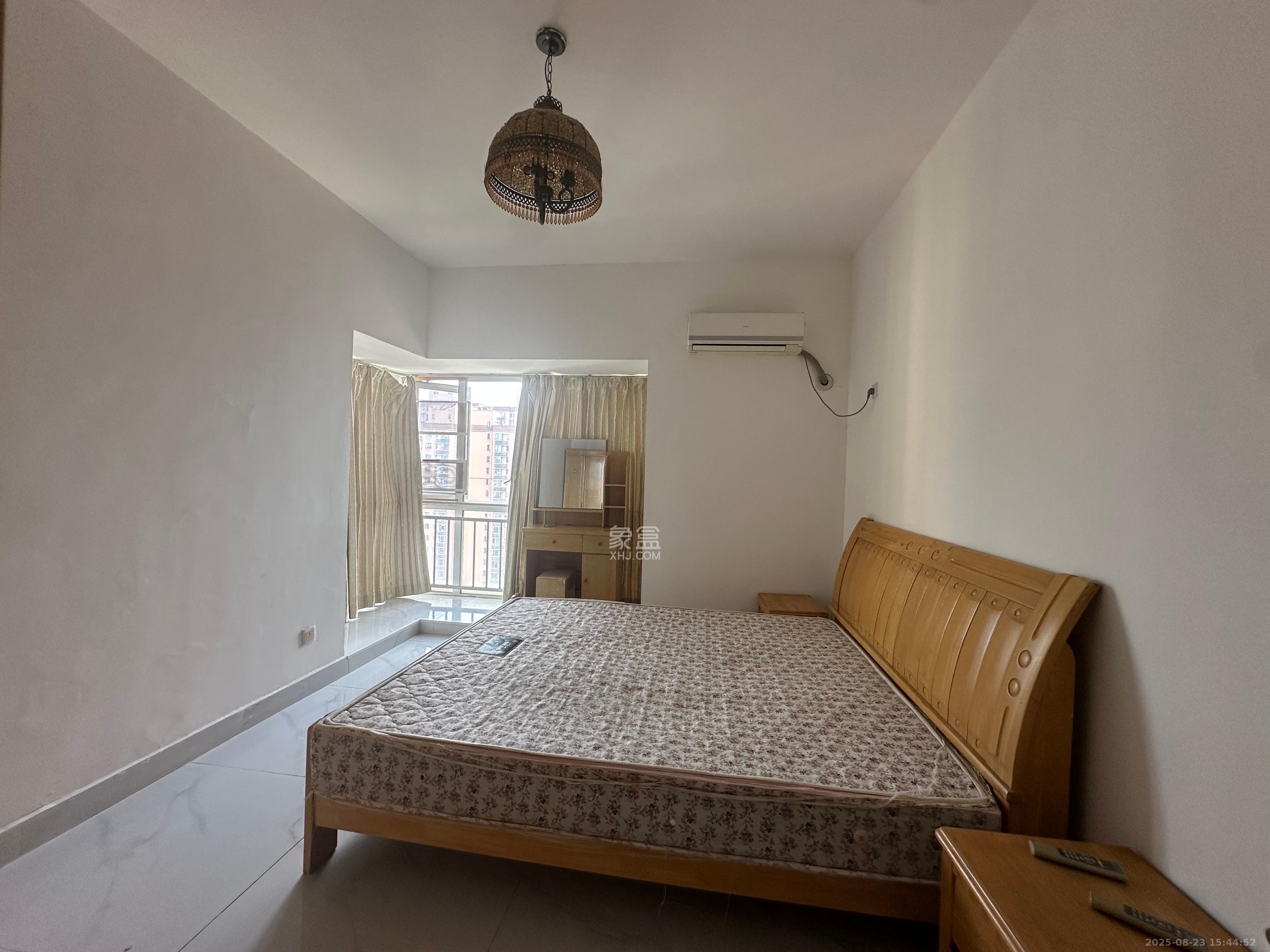 西点公园里 2室1厅1卫 2400.0元/月 西点公园里 2室1厅1卫 2400.0元/月室内图