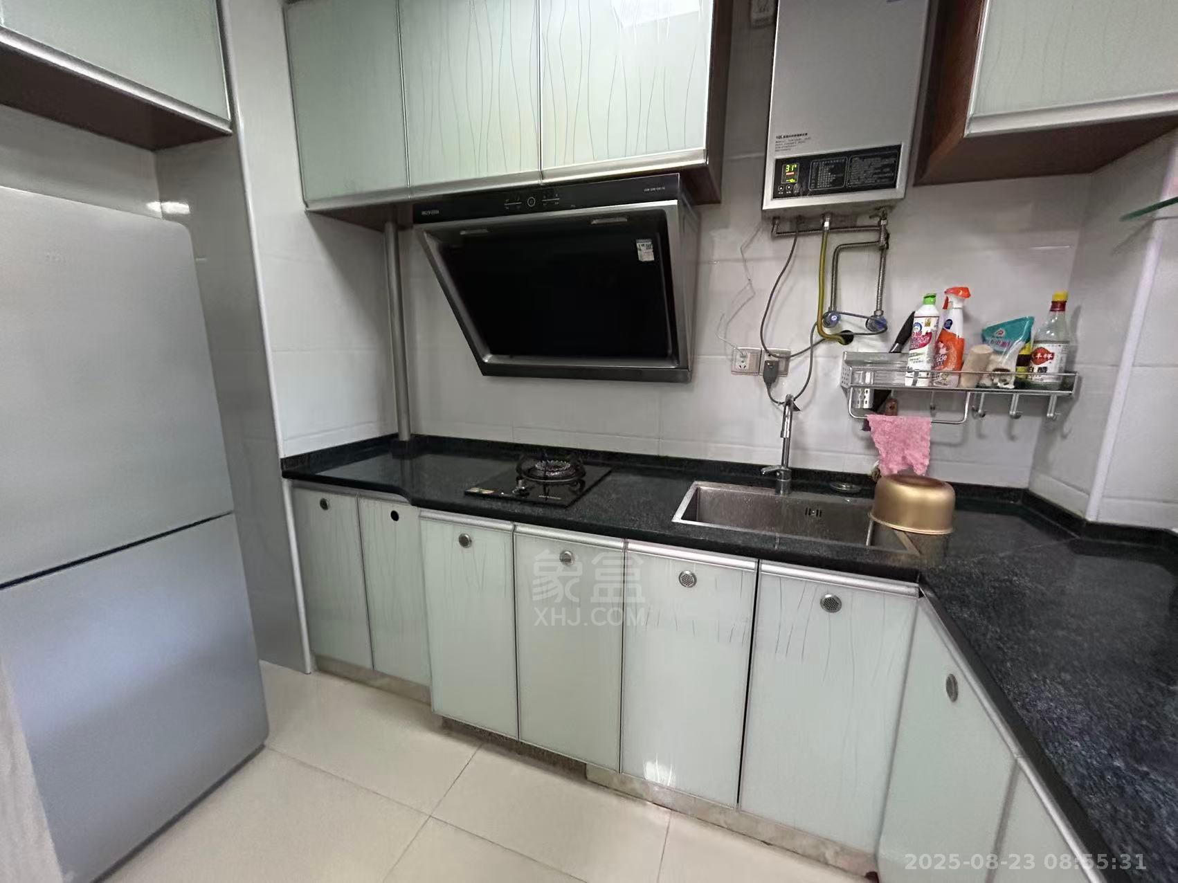 中建御山和苑  1室1厅1卫    1300.0元/月室内图