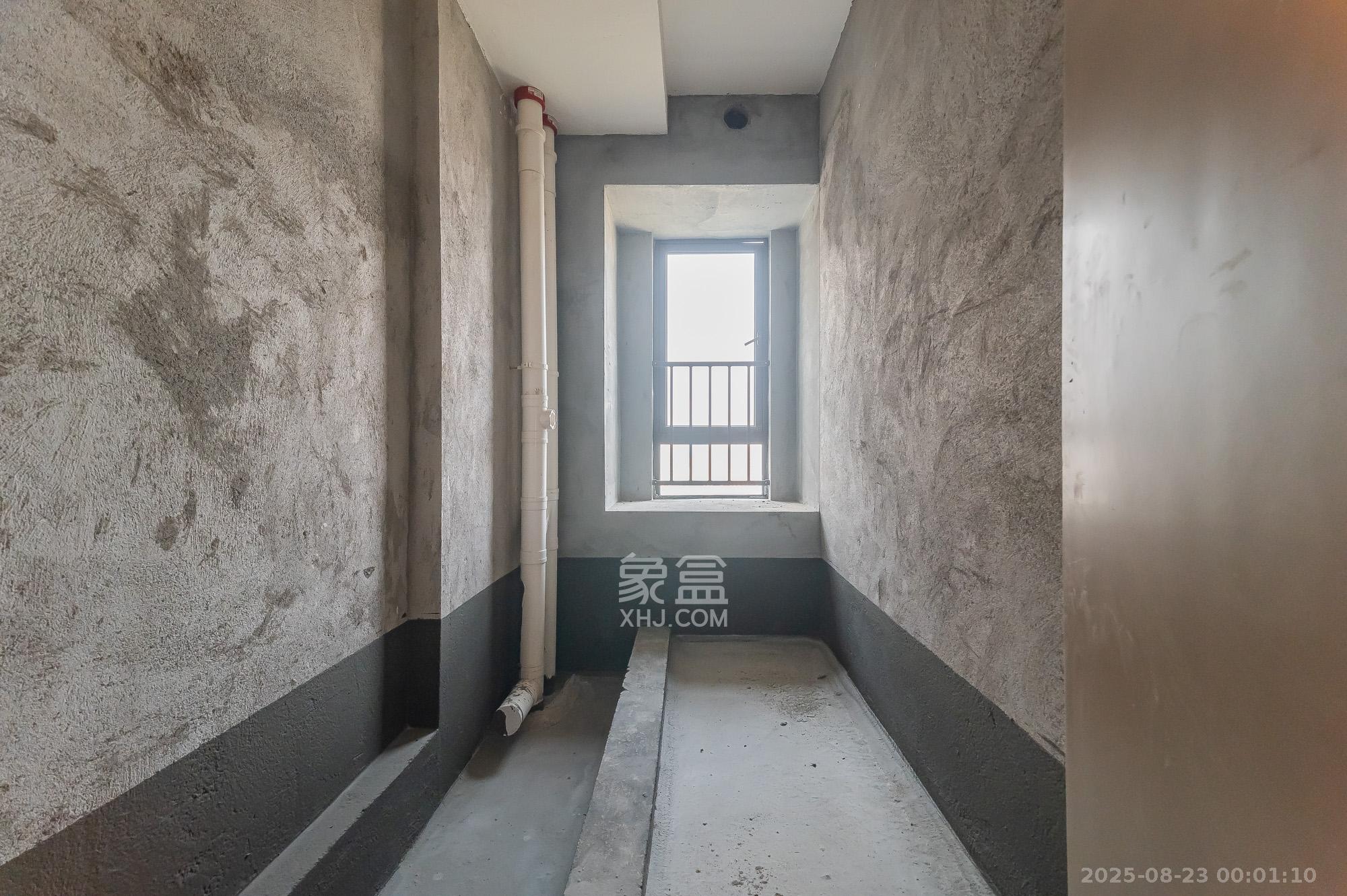 绿城美的明月江南 4室2厅2卫 143.0万 绿城美的明月江南 4室2厅2卫 143.0万其他