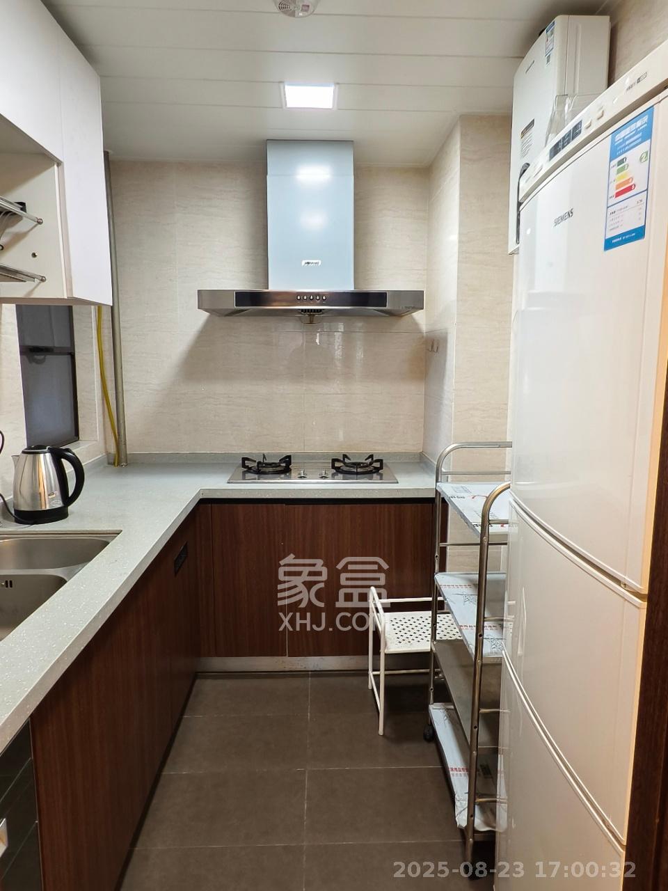 万科里金域滨江 3室2厅1卫 3500.0元/月 万科里金域滨江 3室2厅1卫 3500.0元/月室内图