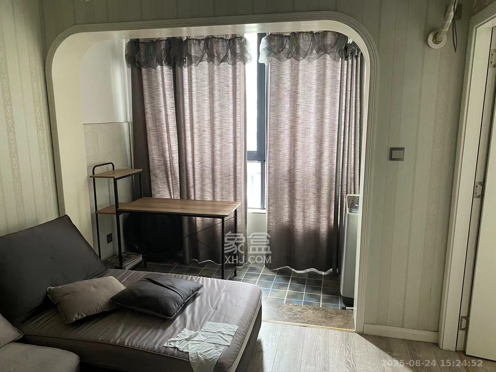 上峰苑（兰亭玥岛）  2室1厅1卫    2200.0元/月室内图