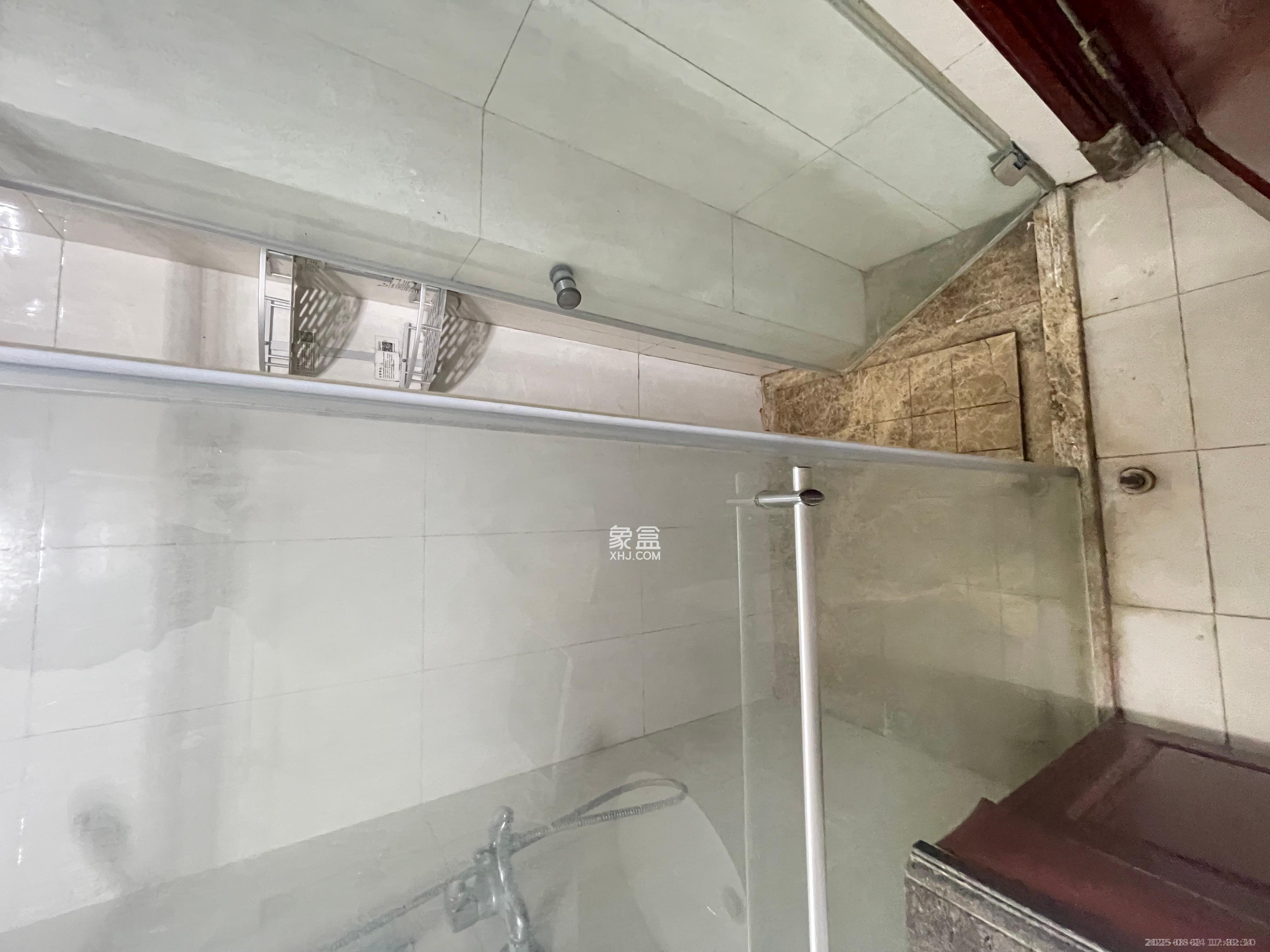 恒大华府 1室1厅1卫 1200.0元/月 恒大华府 1室1厅1卫 1200.0元/月室内图