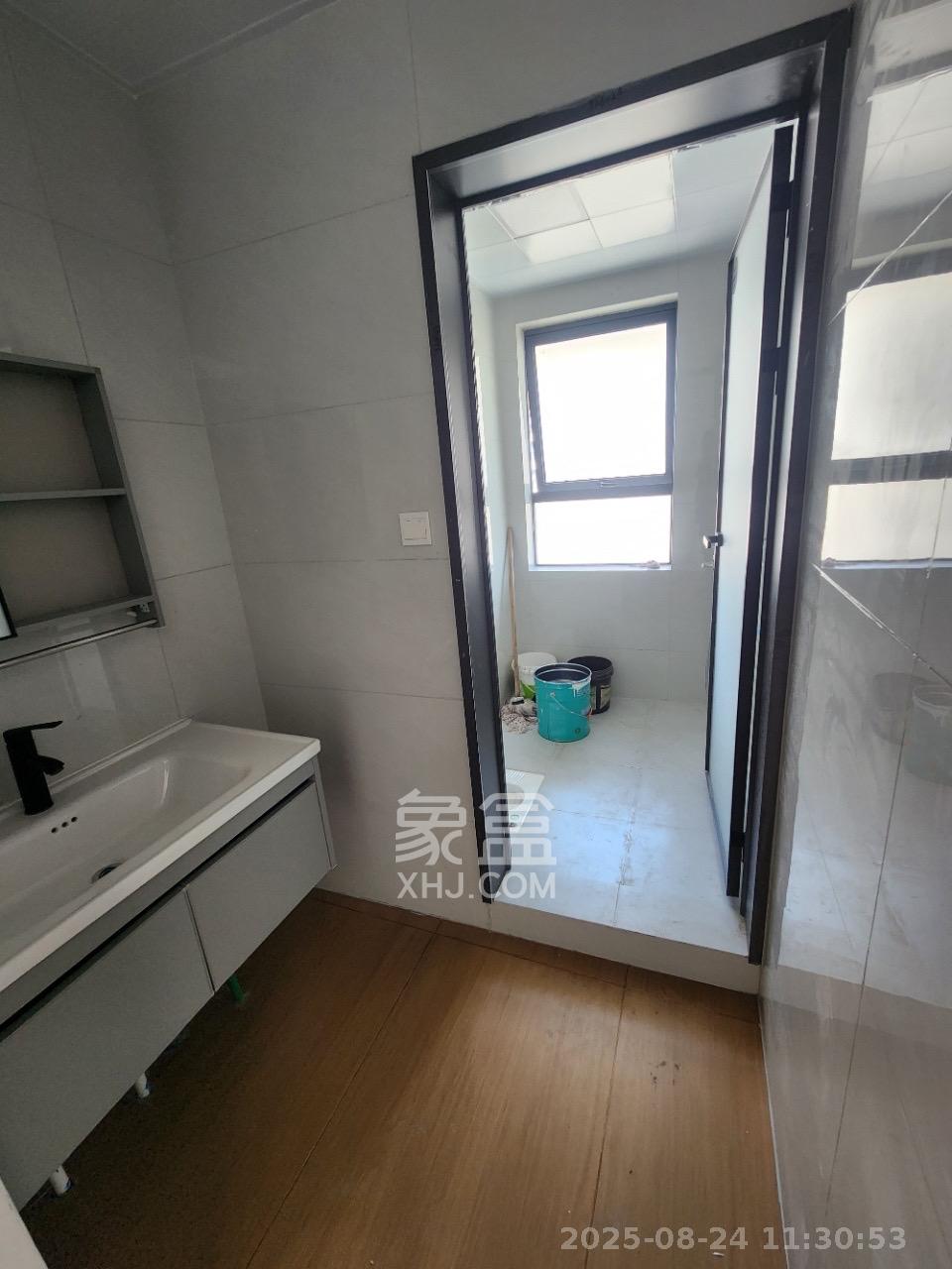 奥克斯广场 3室2厅2卫 2800.0元/月 奥克斯广场 3室2厅2卫 2800.0元/月室内图