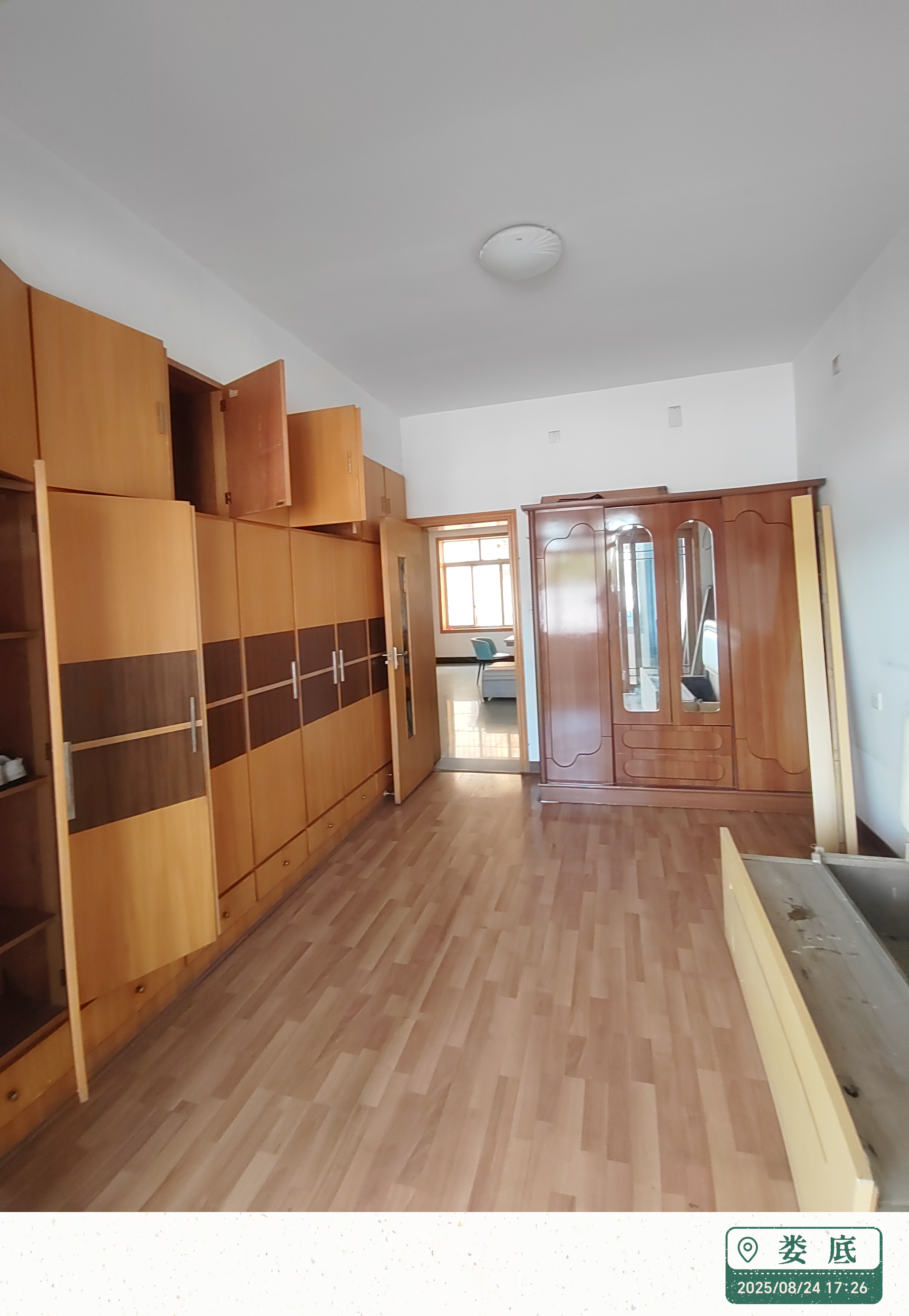 物资局家属楼(童家社区) 3室2厅2卫 1200.0元/月 物资局家属楼(童家社区) 3室2厅2卫 1200.0元/月室内图