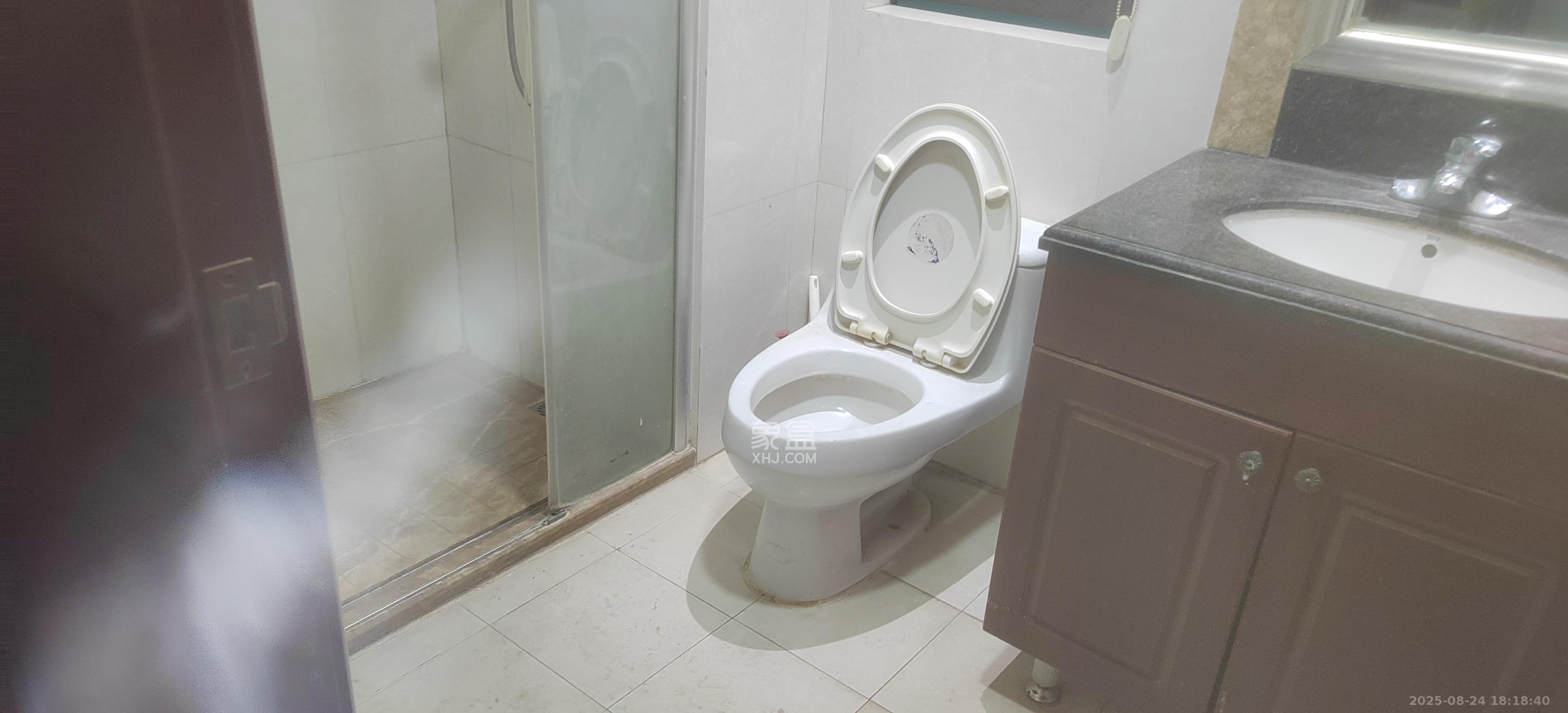 恒大华府 3室2厅2卫 2900.0元/月 恒大华府 3室2厅2卫 2900.0元/月室内图