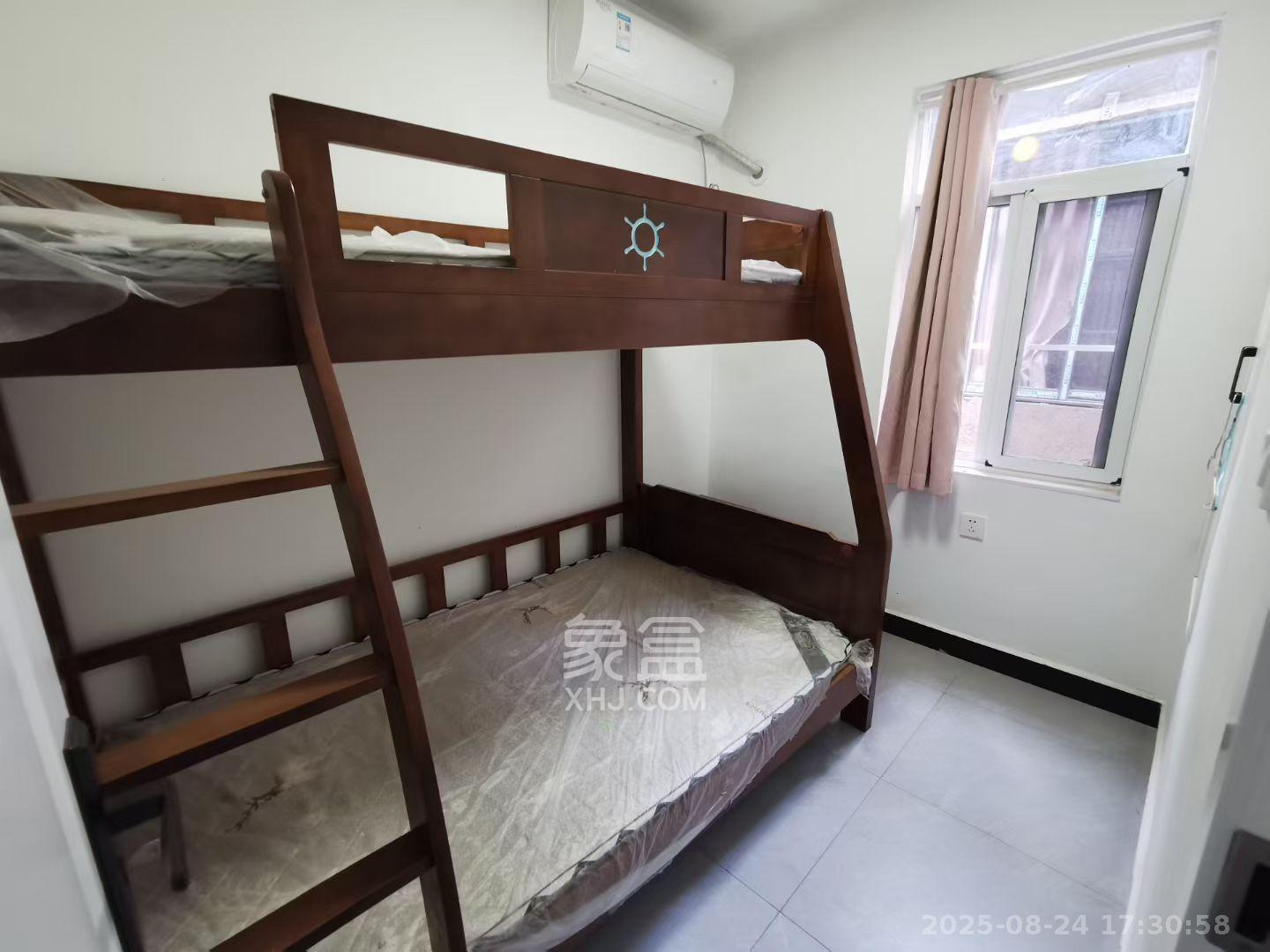 上碧湘街散盘  2室1厅1卫    1900.0元/月室内图