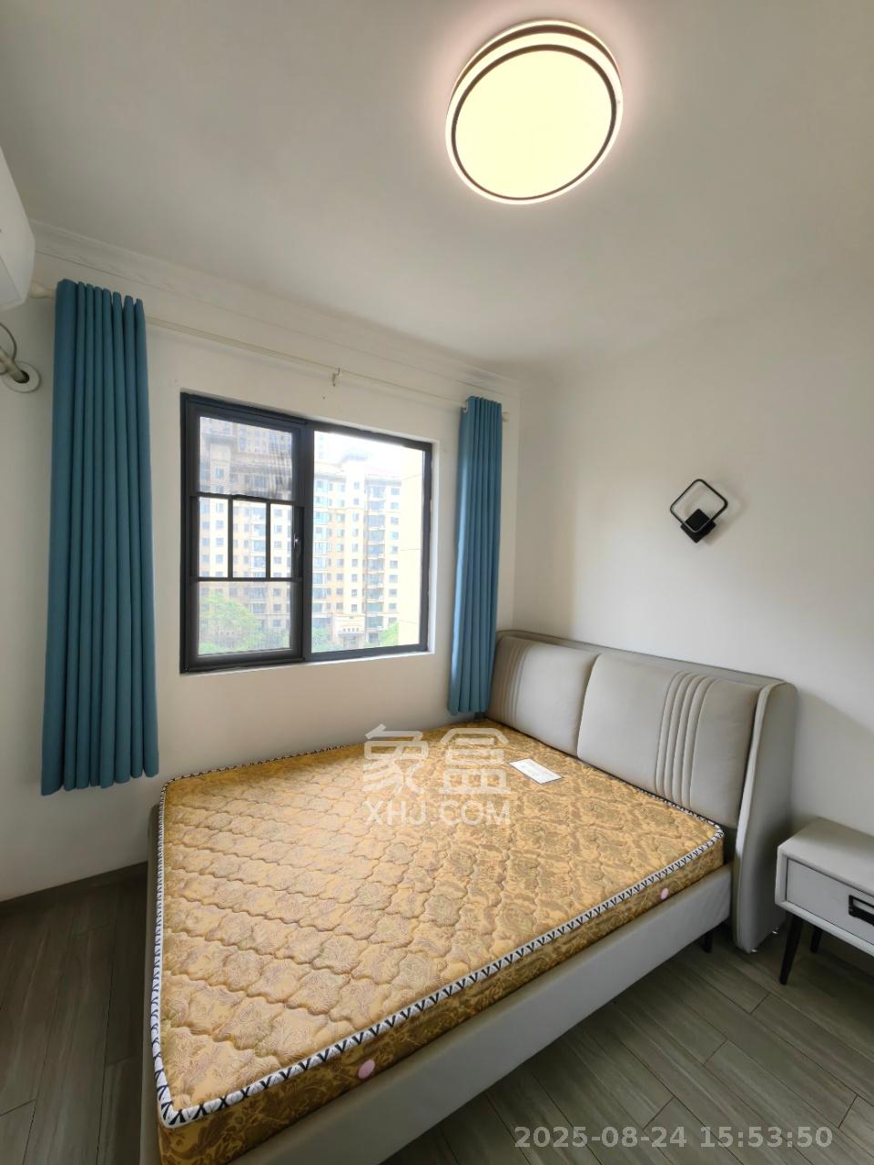 荣盛岳麓峰景  3室2厅2卫    2000.0元/月 荣盛岳麓峰景  3室2厅2卫    2000.0元/月室内图