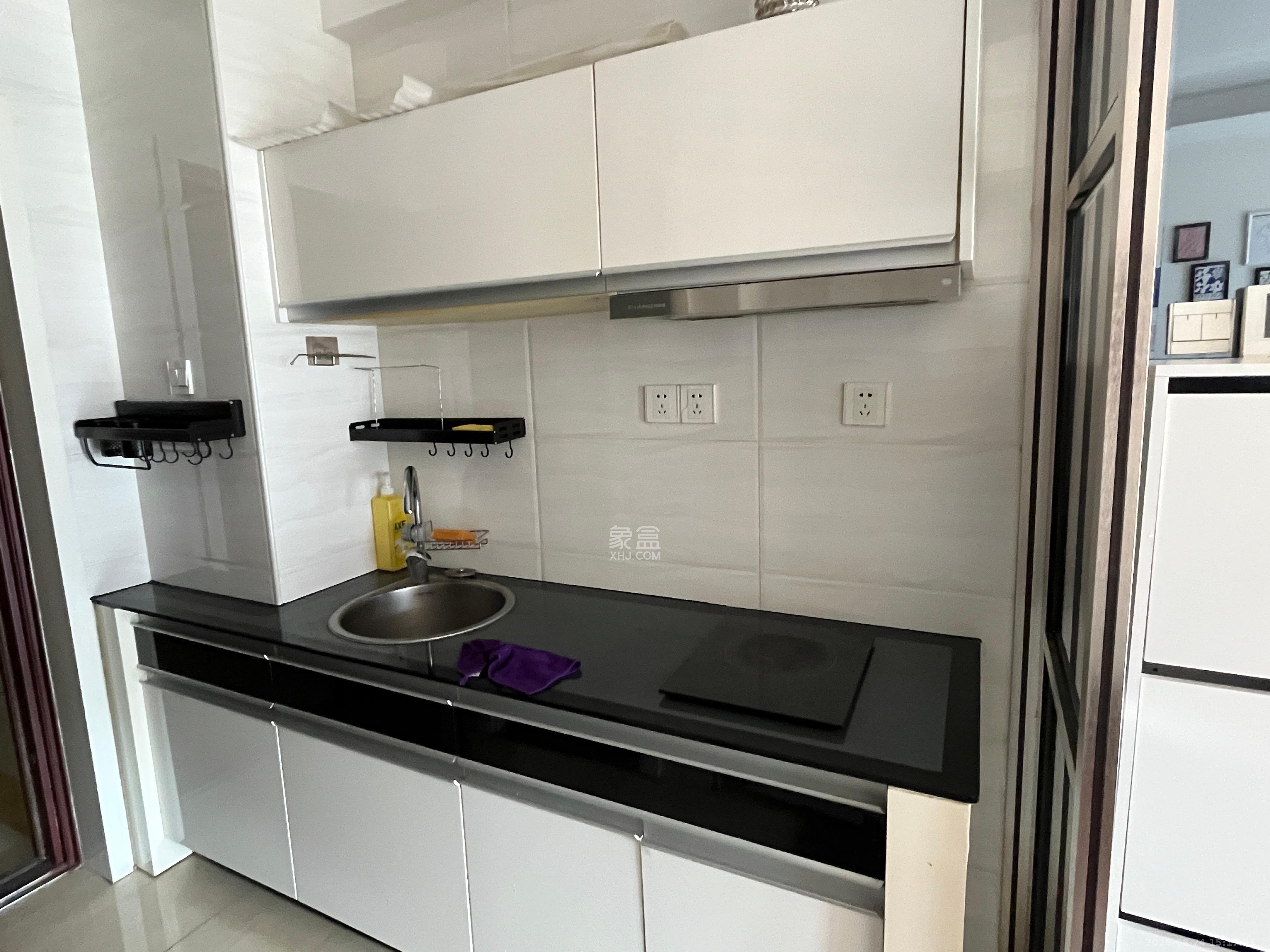 壹号公馆 1室1厅1卫 2300.0元/月 壹号公馆 1室1厅1卫 2300.0元/月室内图