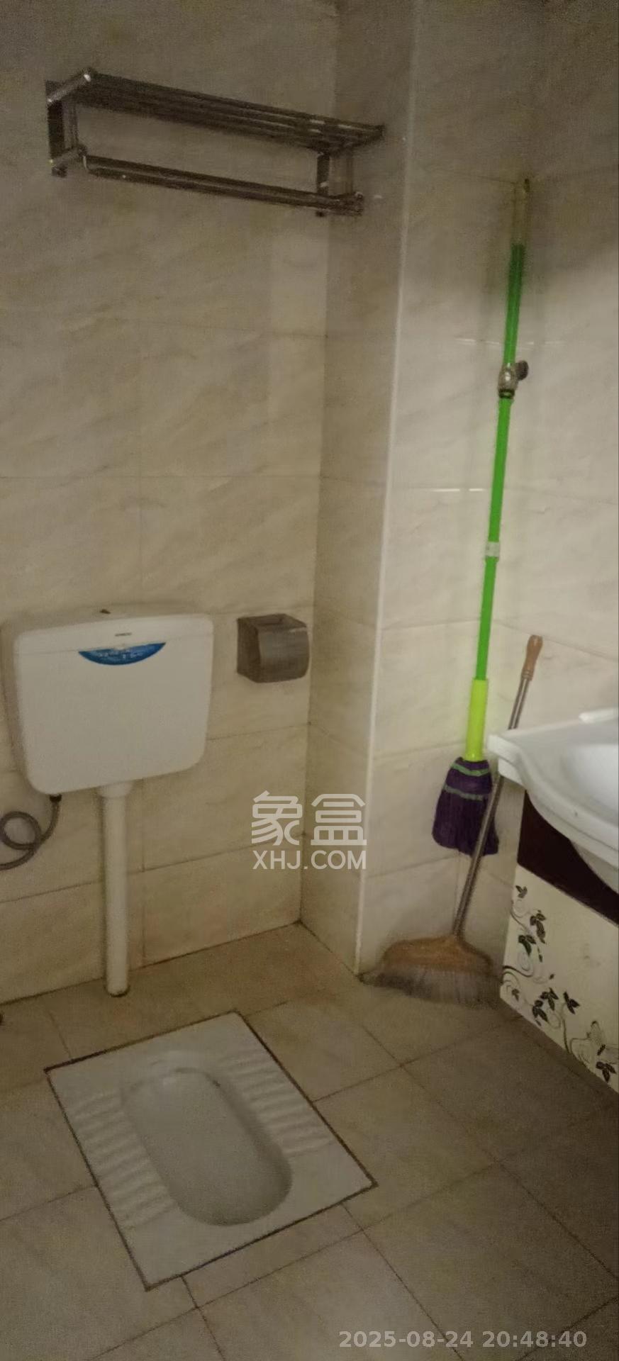 银轩铭誉(四海怡家) 1室1厅1卫 1800.0元/月 银轩铭誉(四海怡家) 1室1厅1卫 1800.0元/月室内图