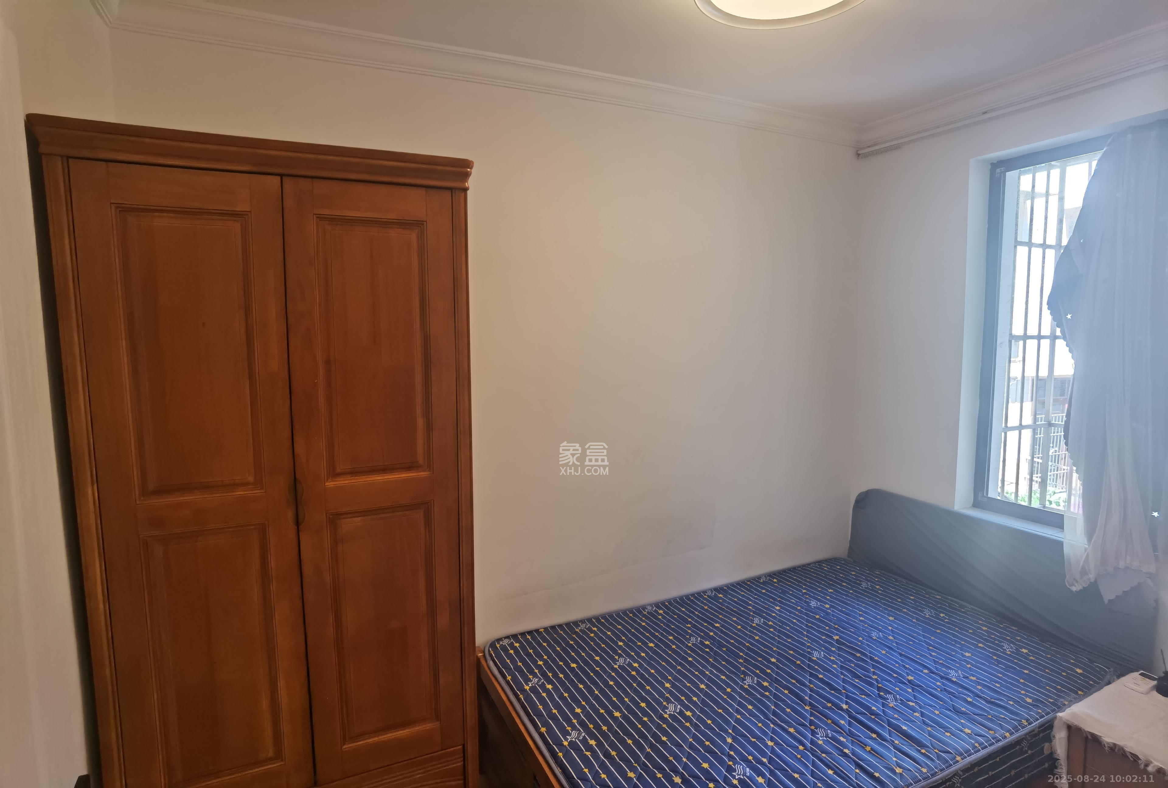 茶园坡社区(原王家冲社区)  3室1厅1卫    1800.0元/月 茶园坡社区(原王家冲社区)  3室1厅1卫    1800.0元/月室内图