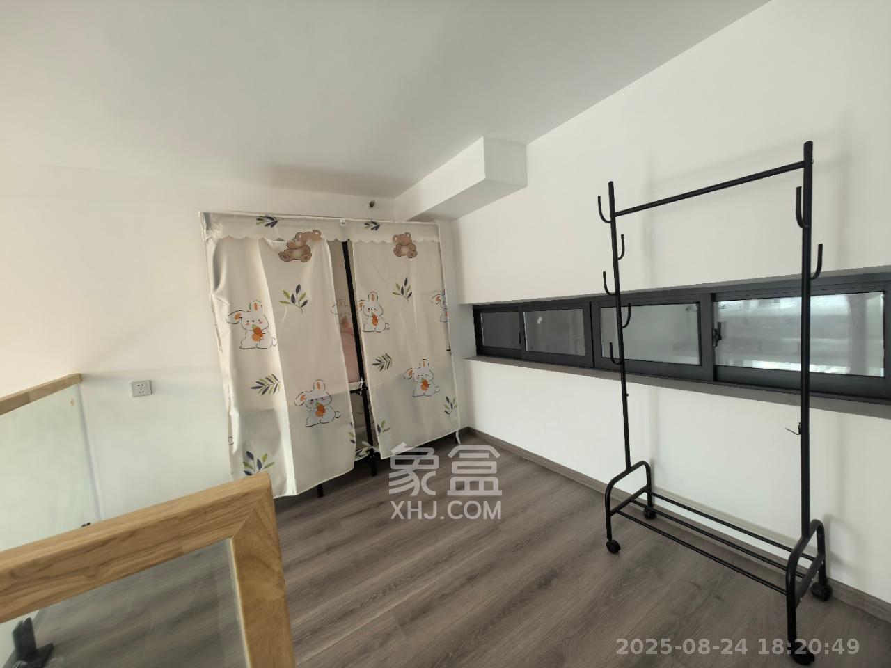 卓越伊景寓  1室0厅0卫    1800.0元/月室内图