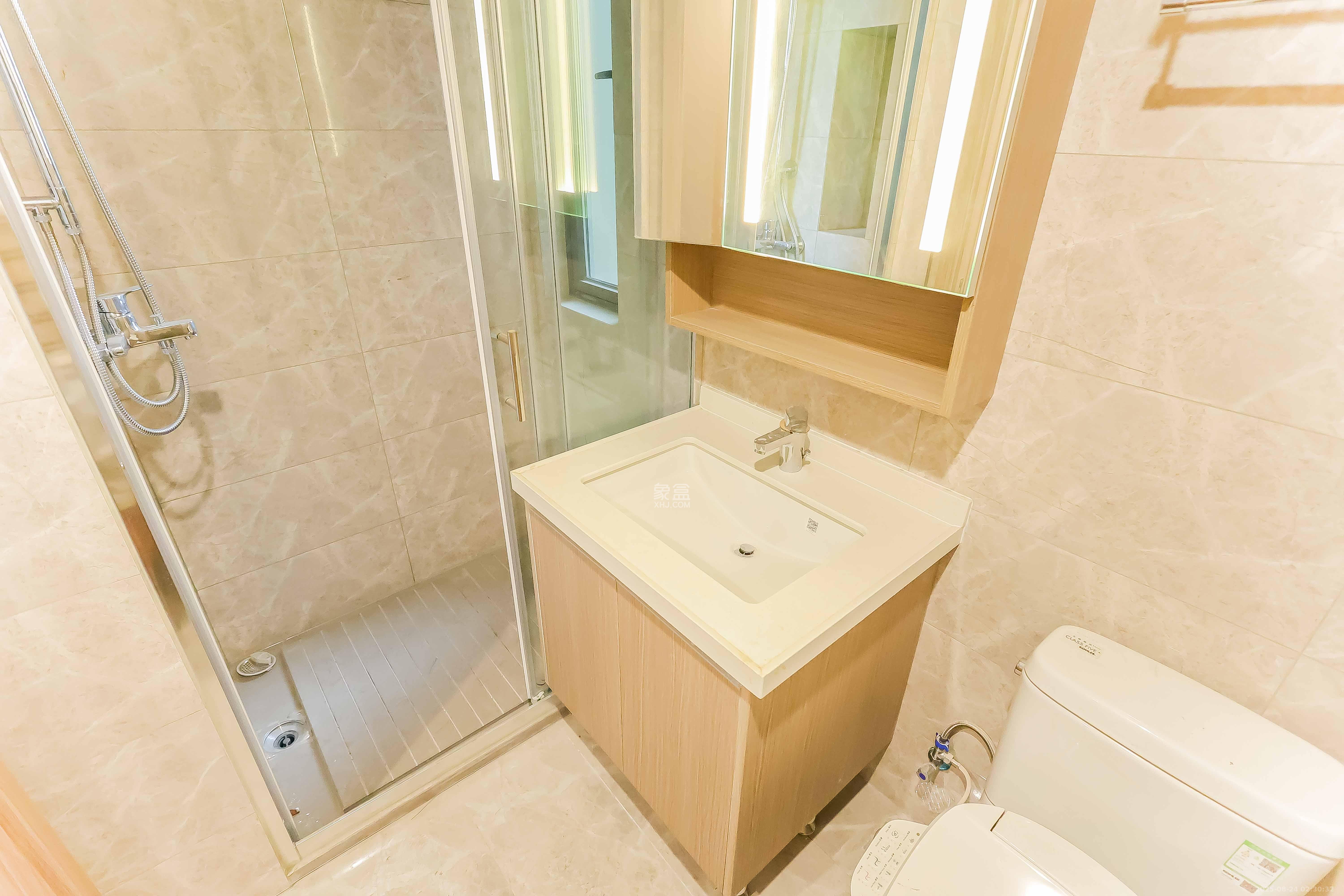 旭辉雨花郡  4室2厅2卫    190.0万其他