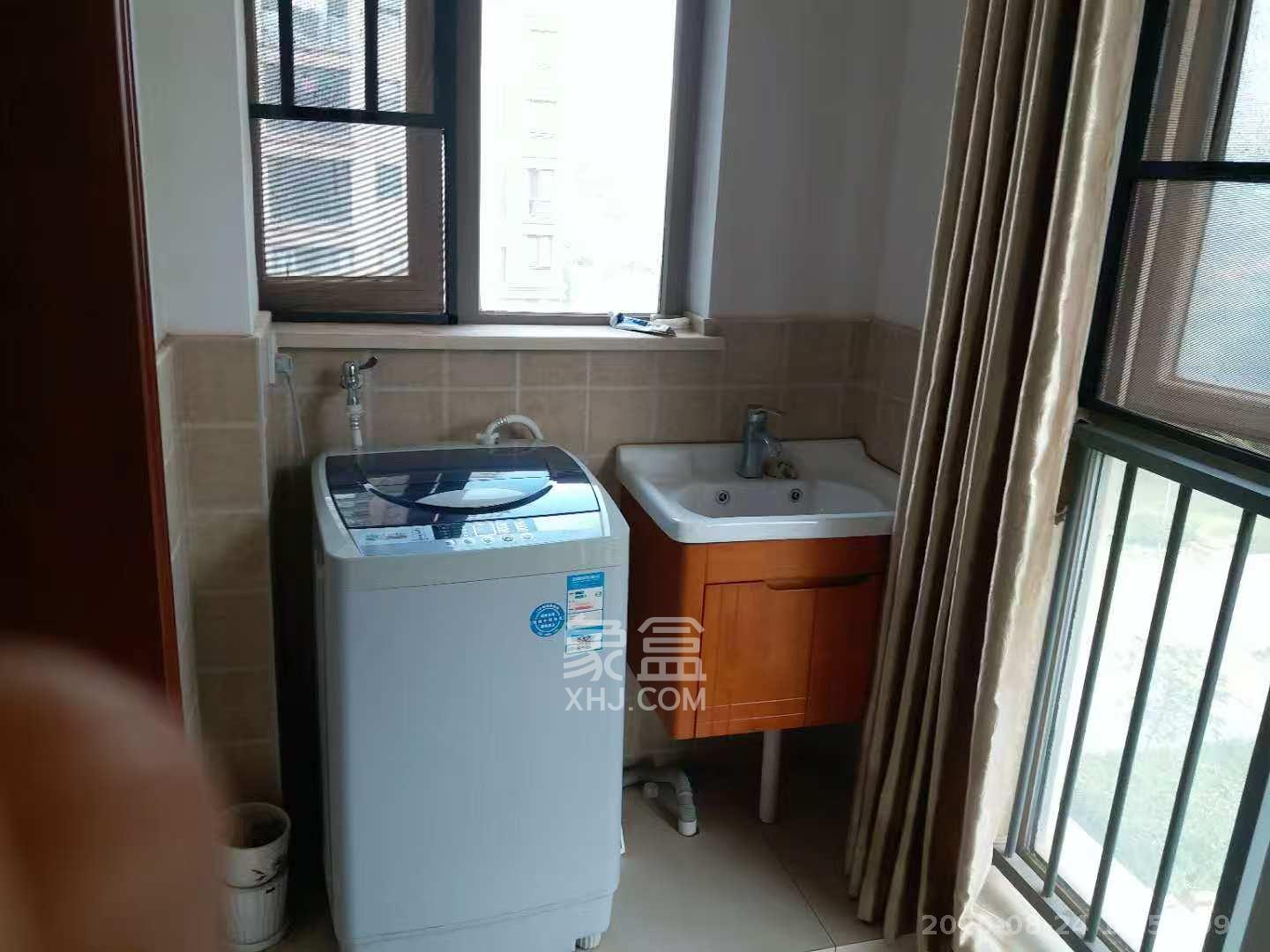 怡海星城 2室2厅1卫 1500.0元/月 怡海星城 2室2厅1卫 1500.0元/月室内图